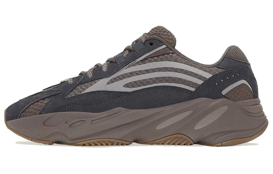 Adidas Originals Yeezy Boost 700 V2 Mauve