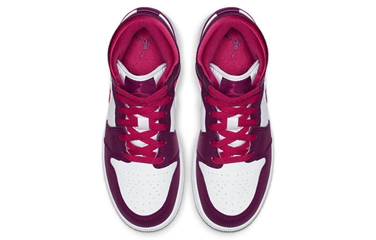 JORDAN Air JORDAN 1 Kids' Basketball Shoes Grade School 5