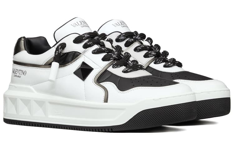 Valentino Garavani One Stud Low 'White Black' 6