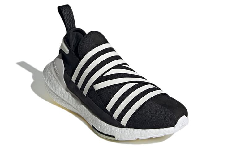Y-3 Ultra Boost 22 Black Core White Chalk Pearl 6