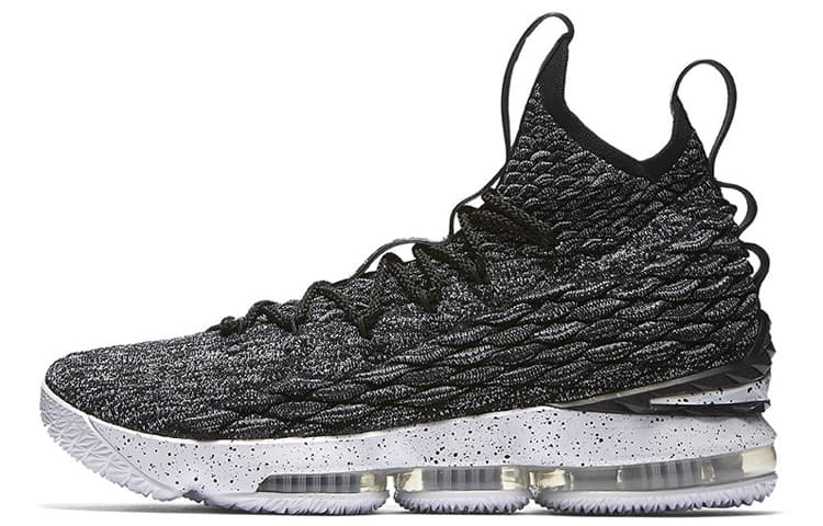 Nike LeBron 15 Ep 'Ashes'
