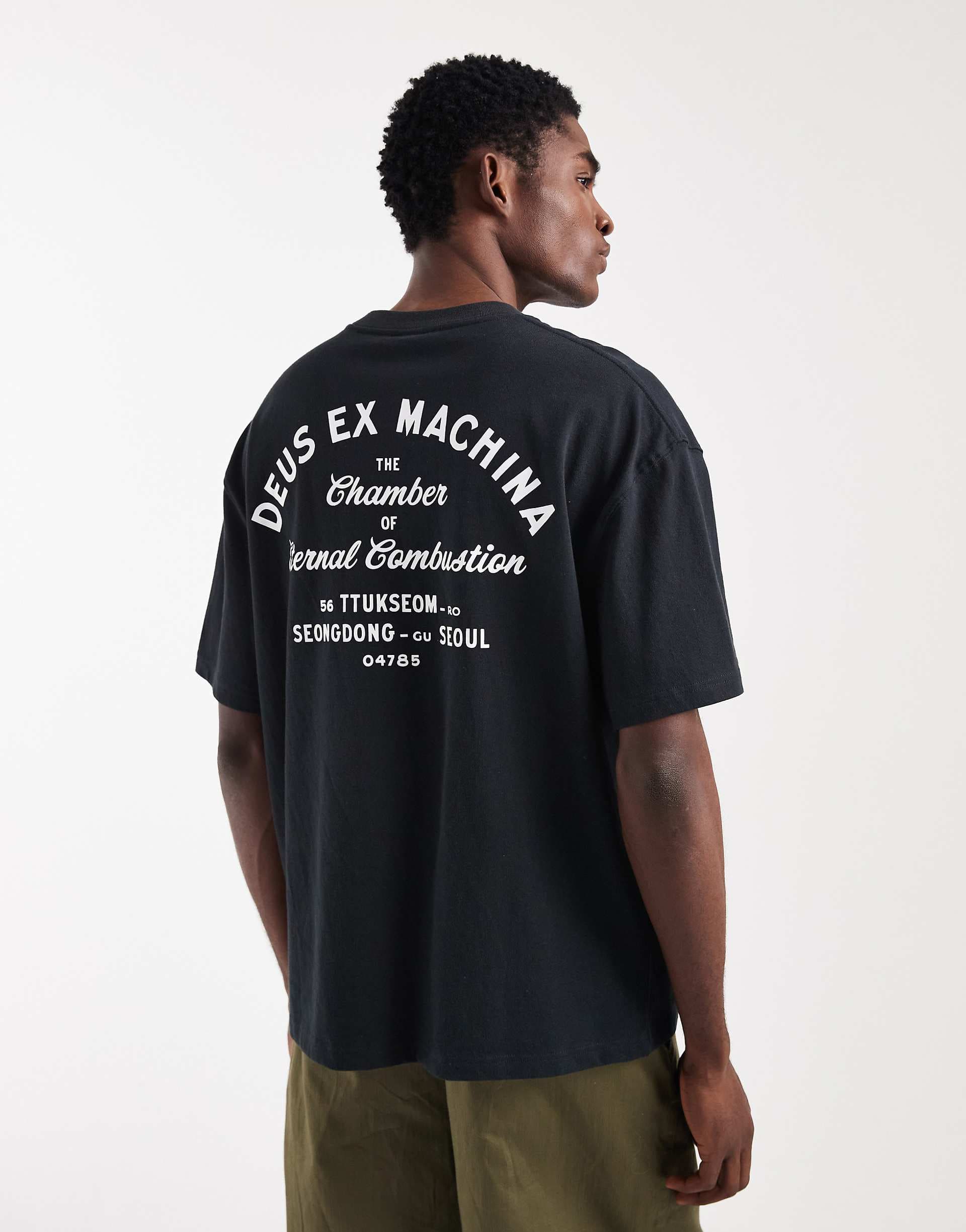 Deus Ex Machina Seoul Sign T-shirt in black