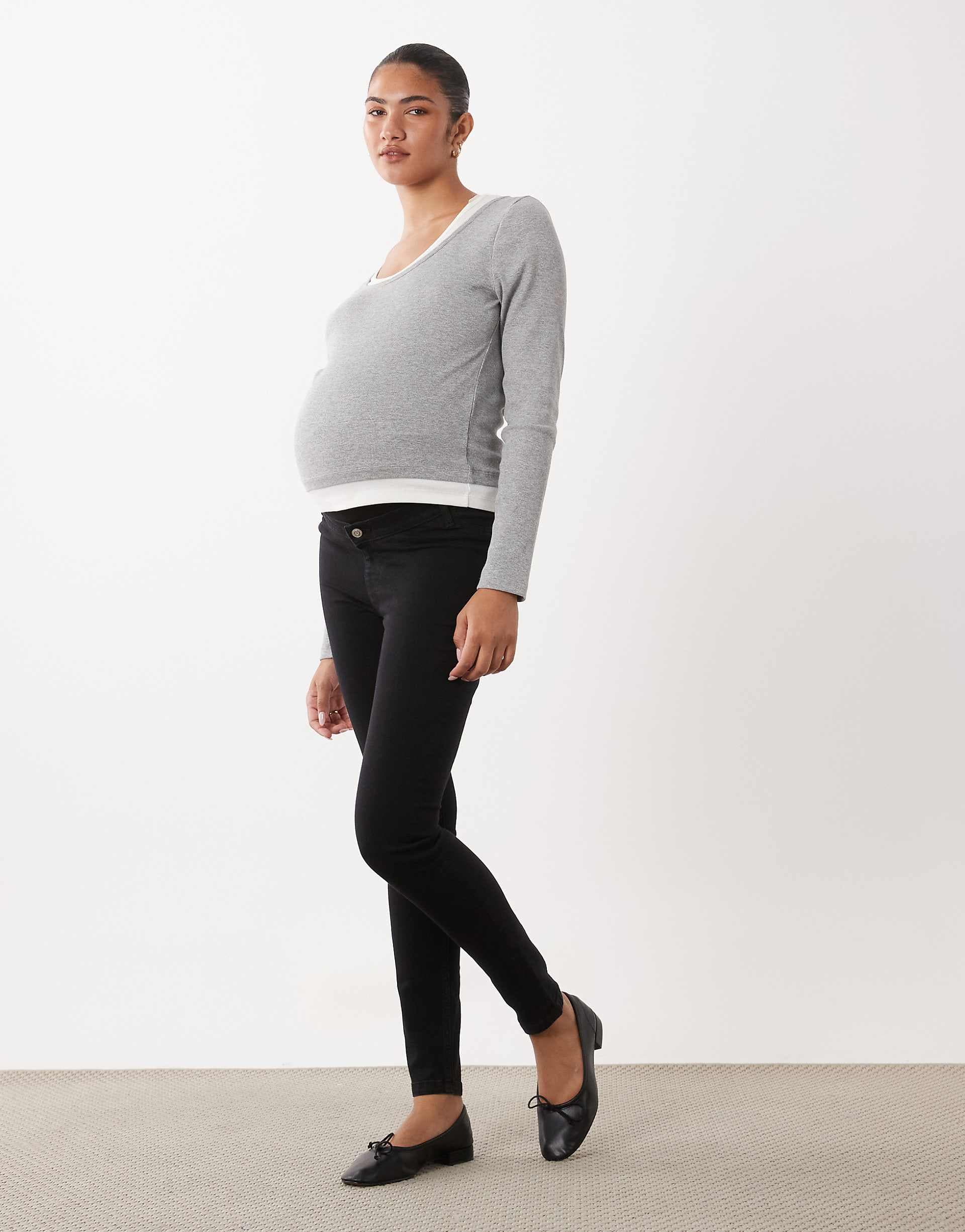 ASOS DESIGN Maternity skinny jeans in black