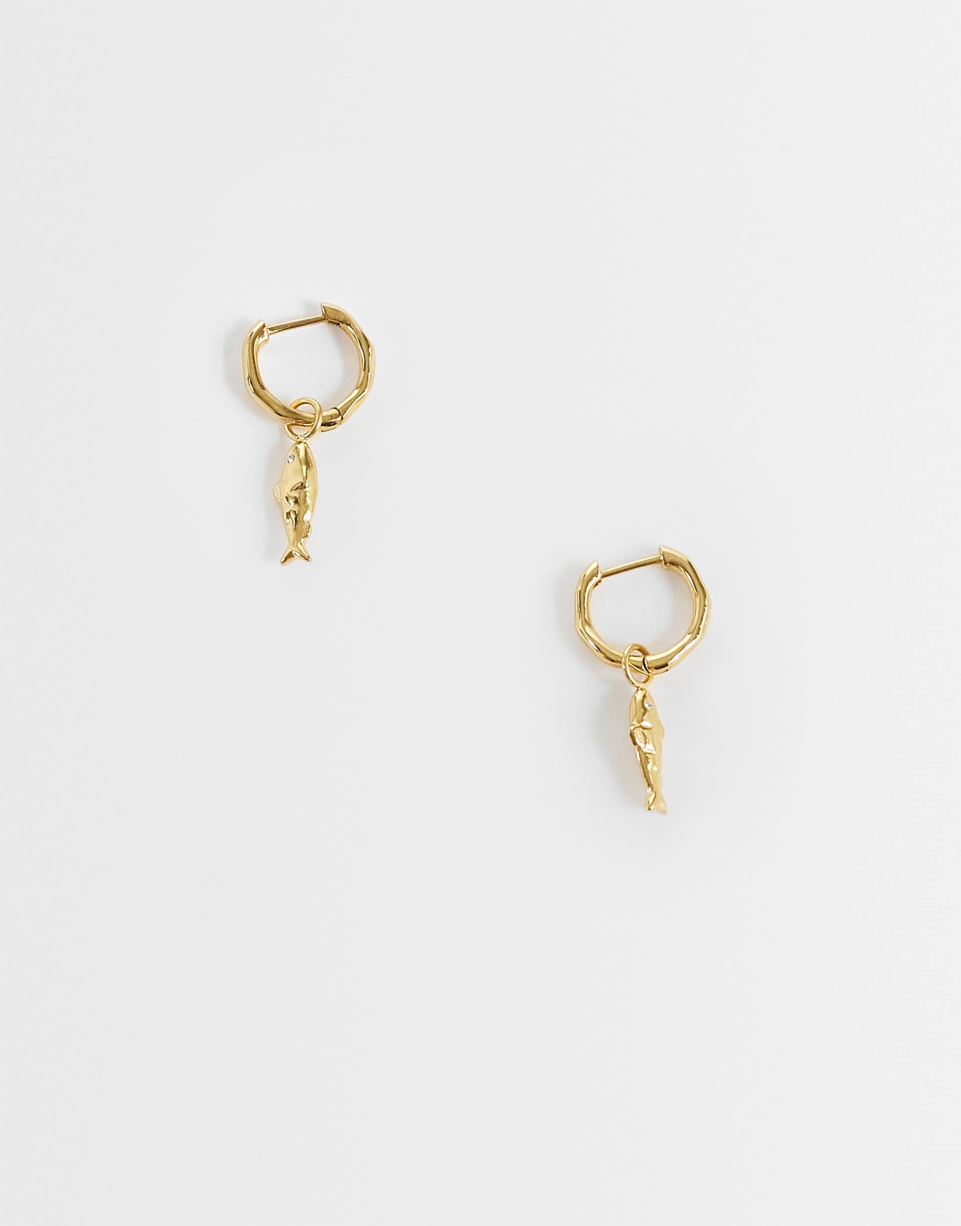 Abbott Lyon sardine huggie hoop earrings in 18k gold plated