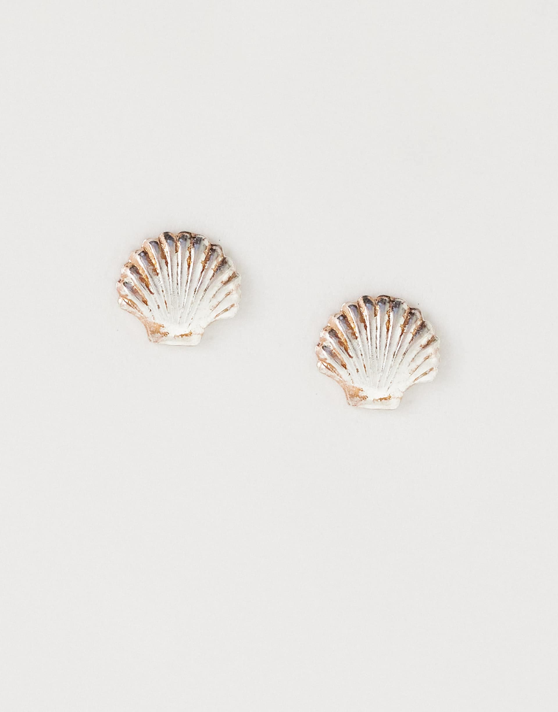 Kingsley Ryan shell stud earrings in sterling silver
