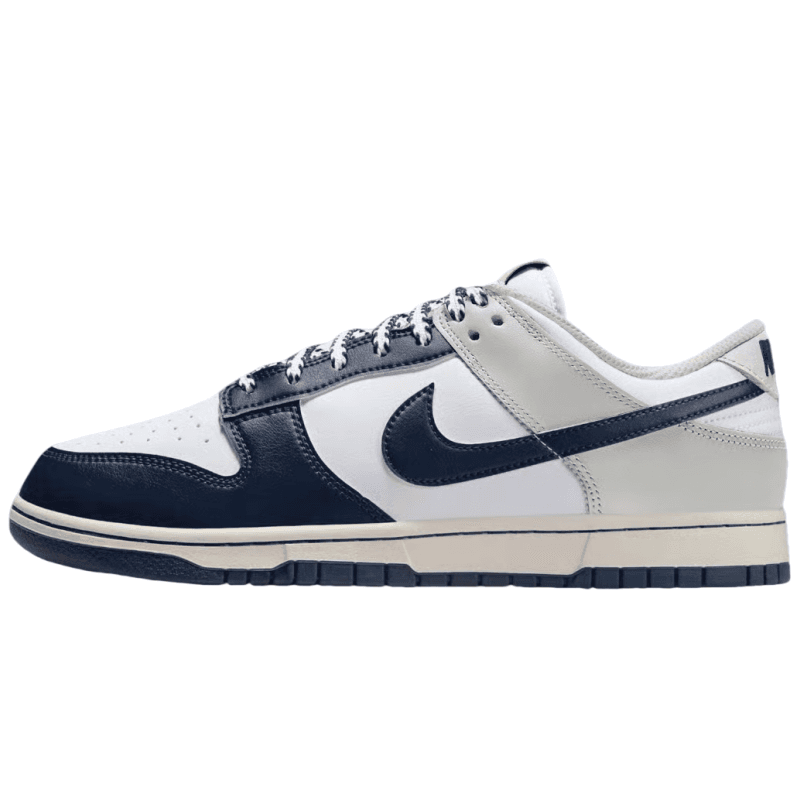 Nike Dunk Low New York Yankees