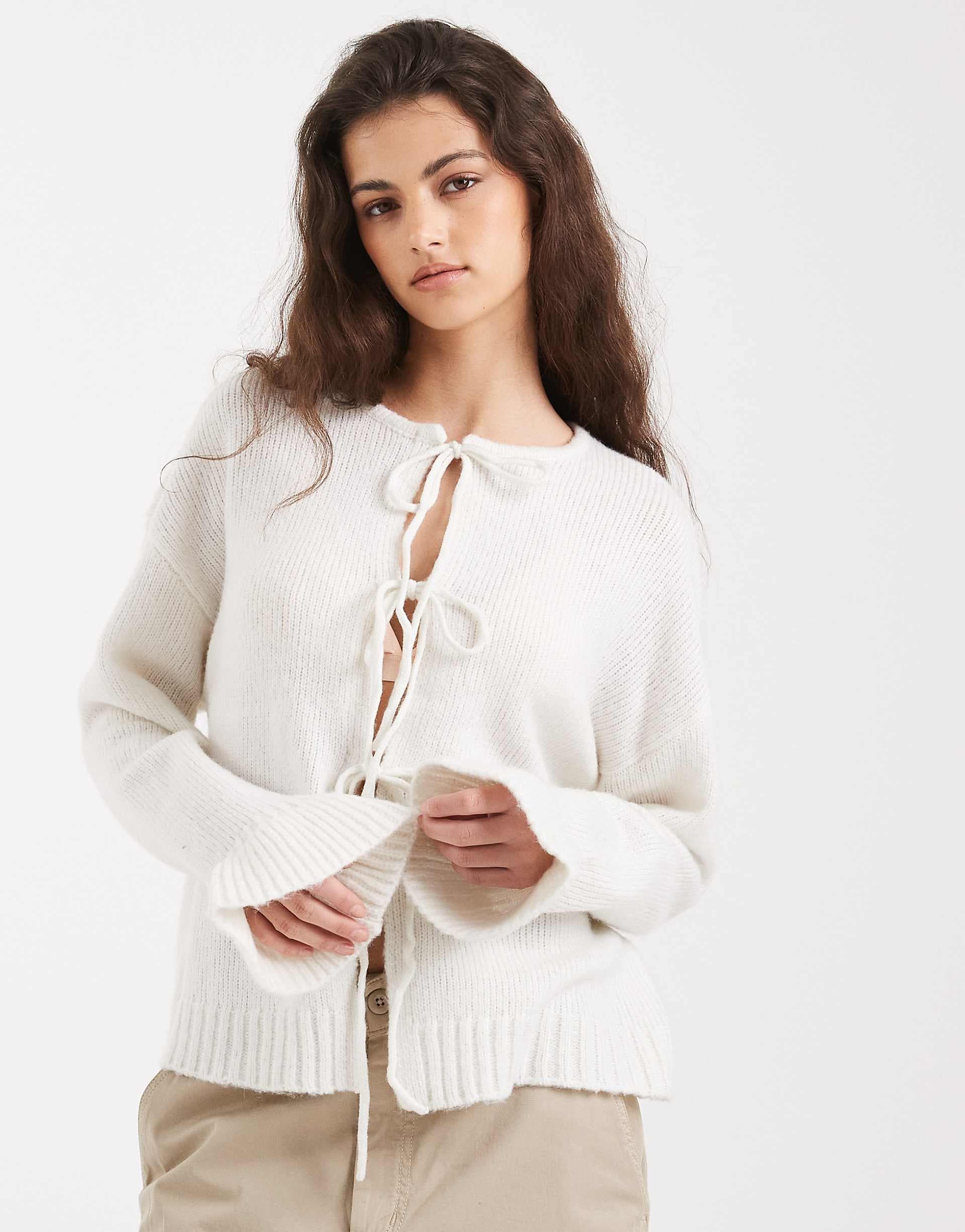 PIECES frill sleeve tie front sweater in cream