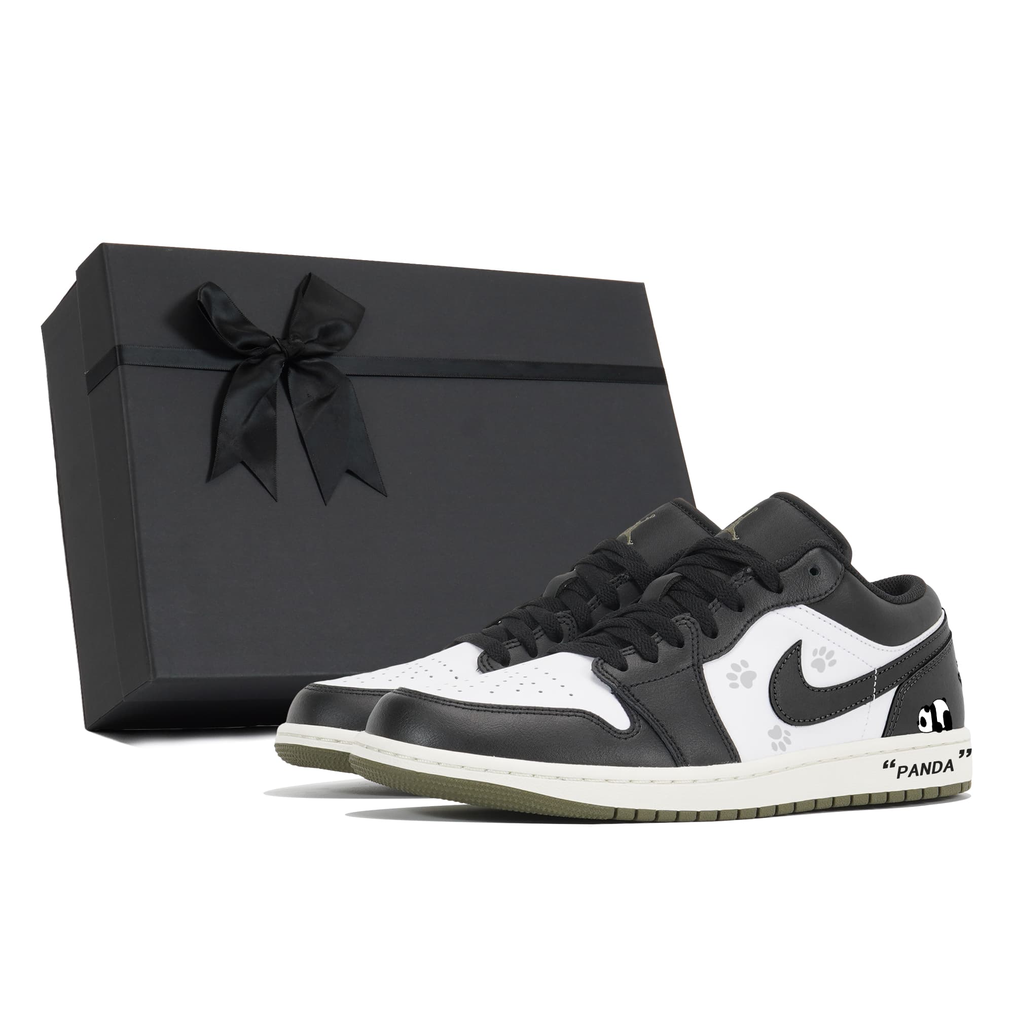 Jordan Air Jordan 1 Anti-Slip Wear-Resistant Low-Top Vintage Basketball Shoes Unisex Black White