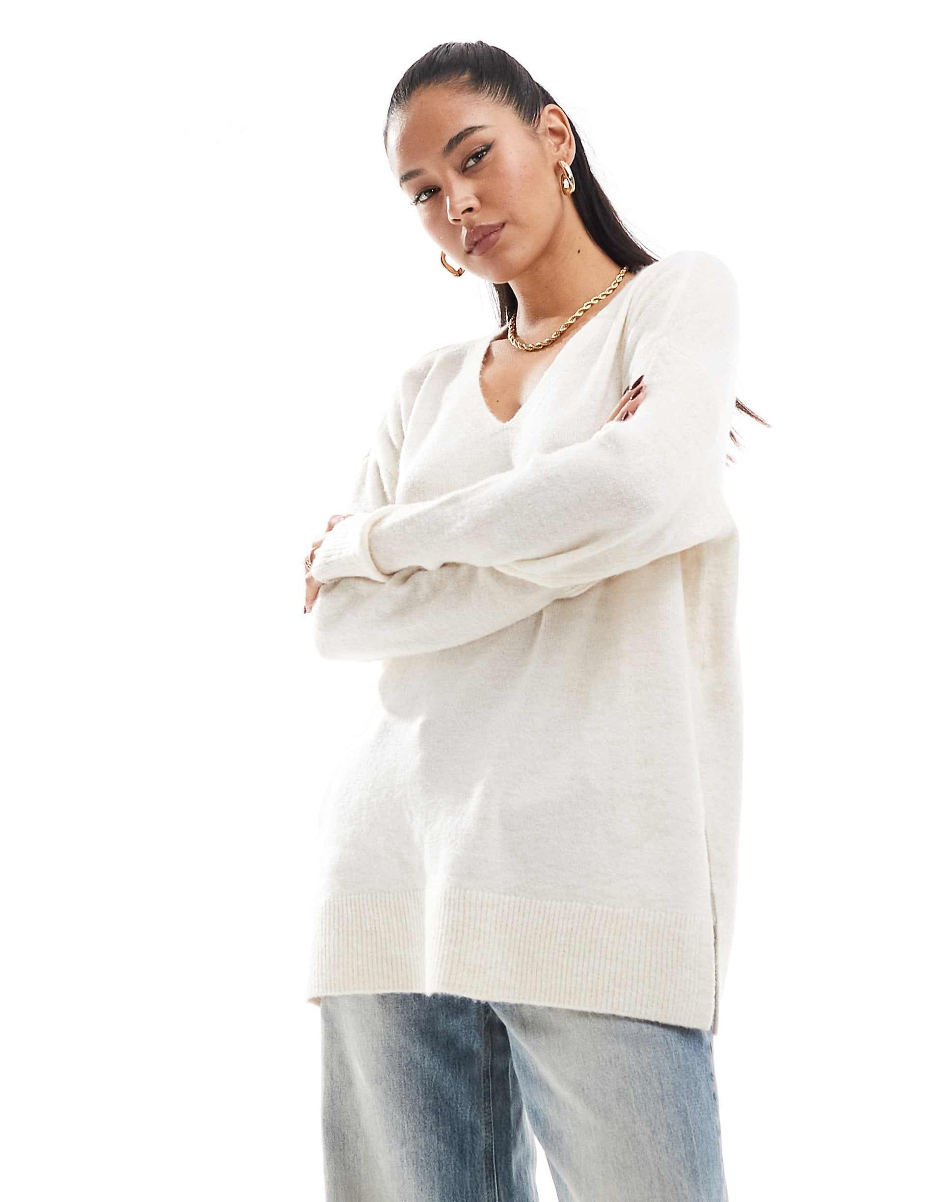 Vero Moda longline soft sweater in cream