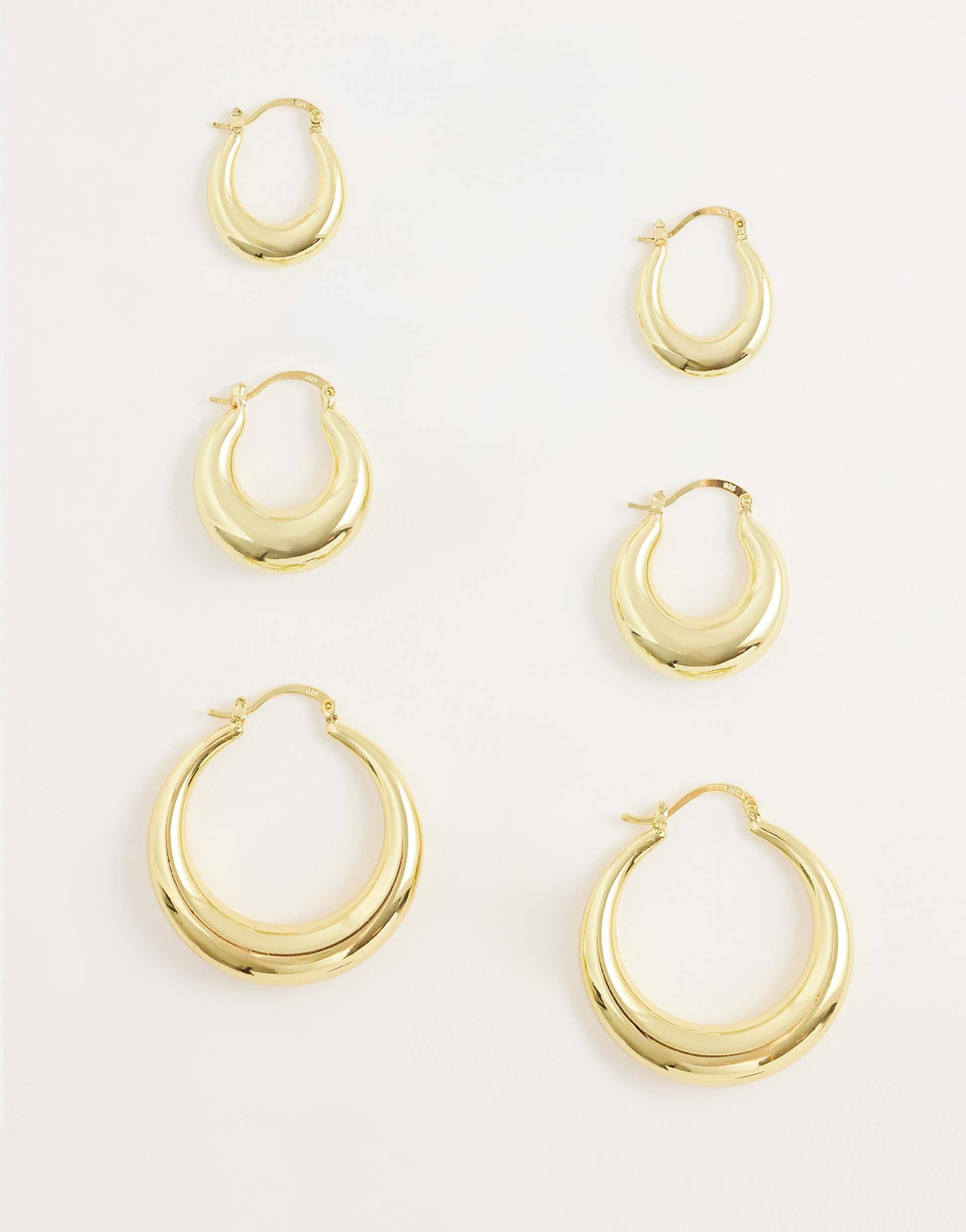 Kaiia Exclusive 18k gold plated 3-pack chunky hoop earrings in gold
