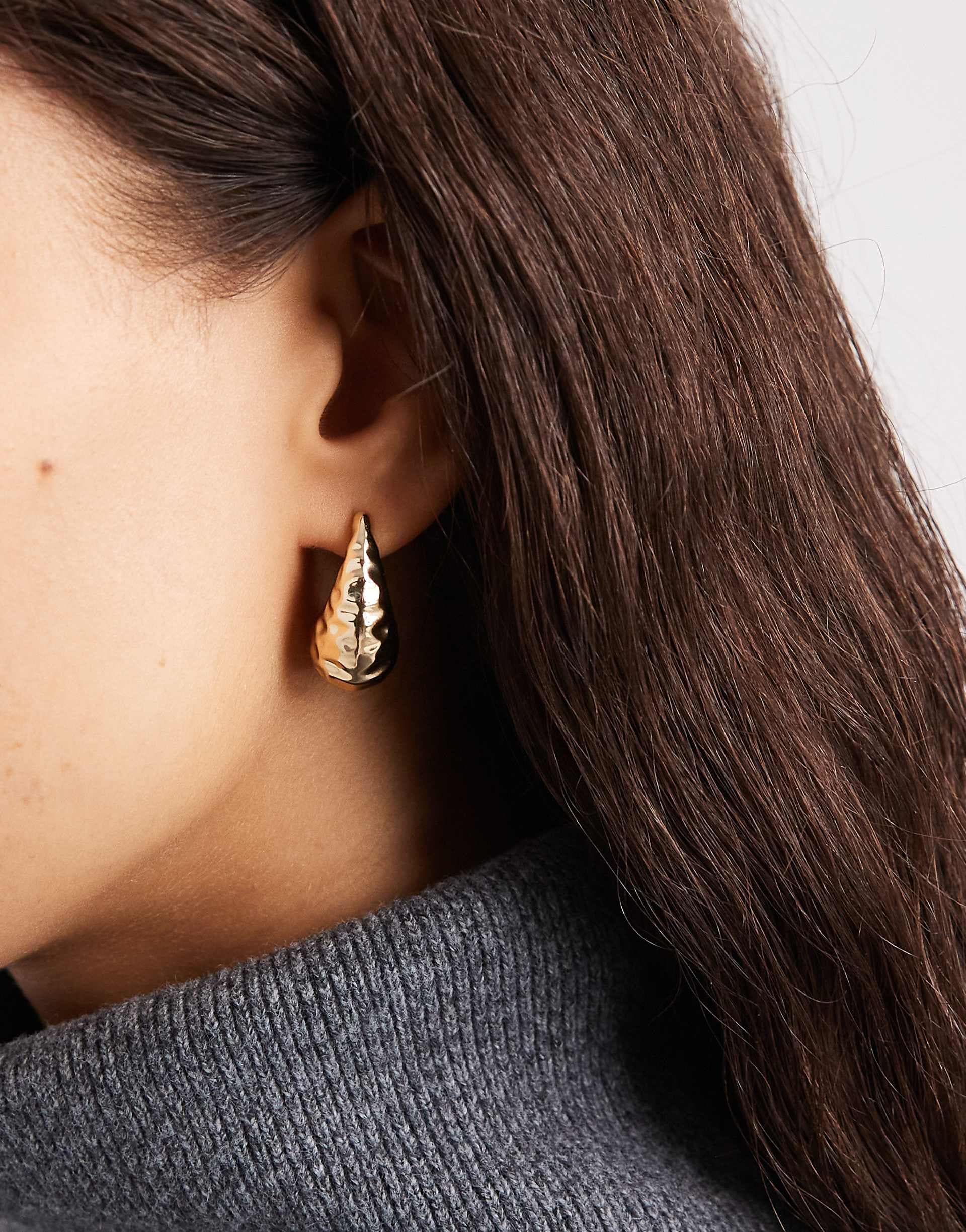 Pieces statement hammered teardrop earrings in gold