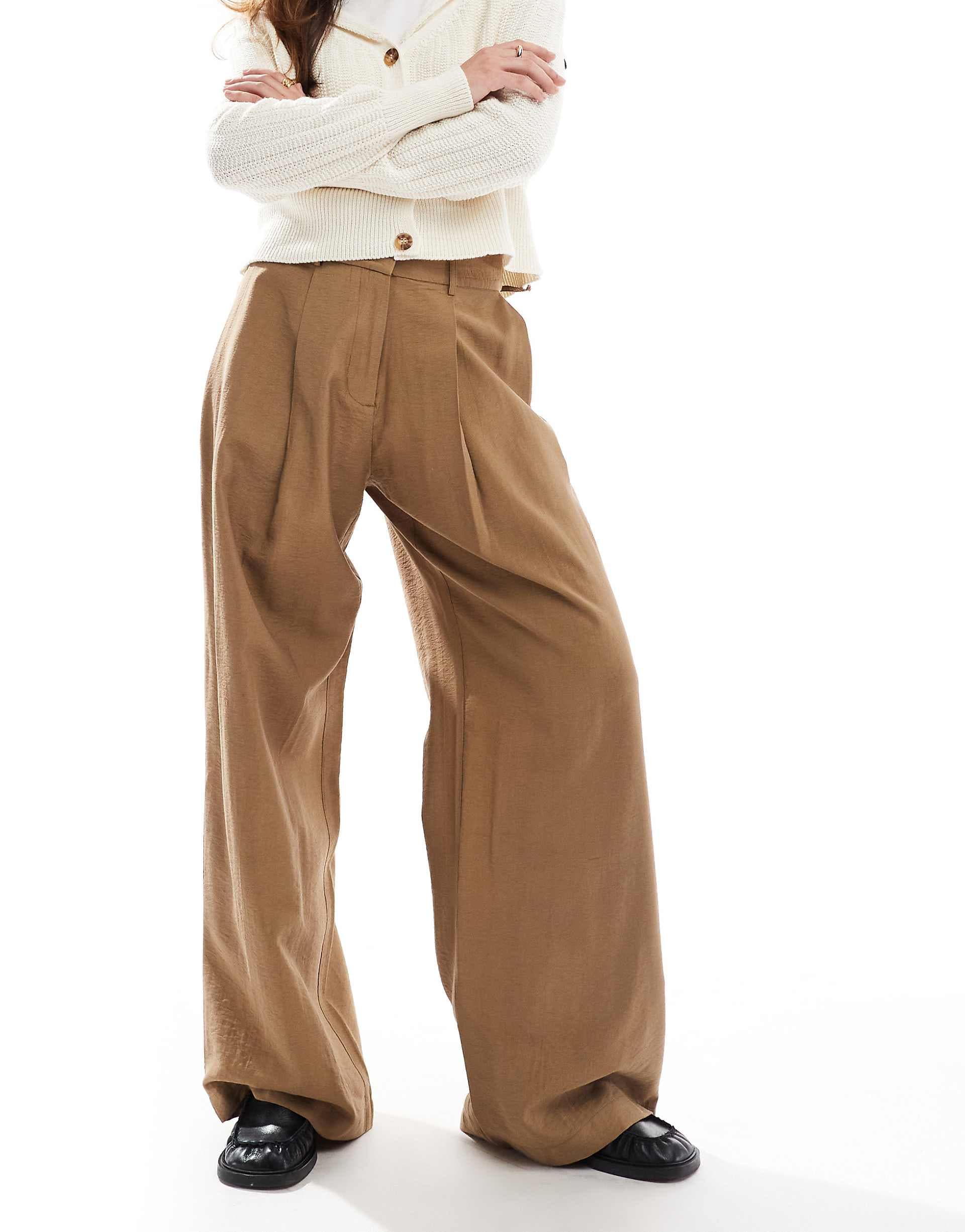 VERO MODA AWARE drapey tailored dad pants in warm brown
