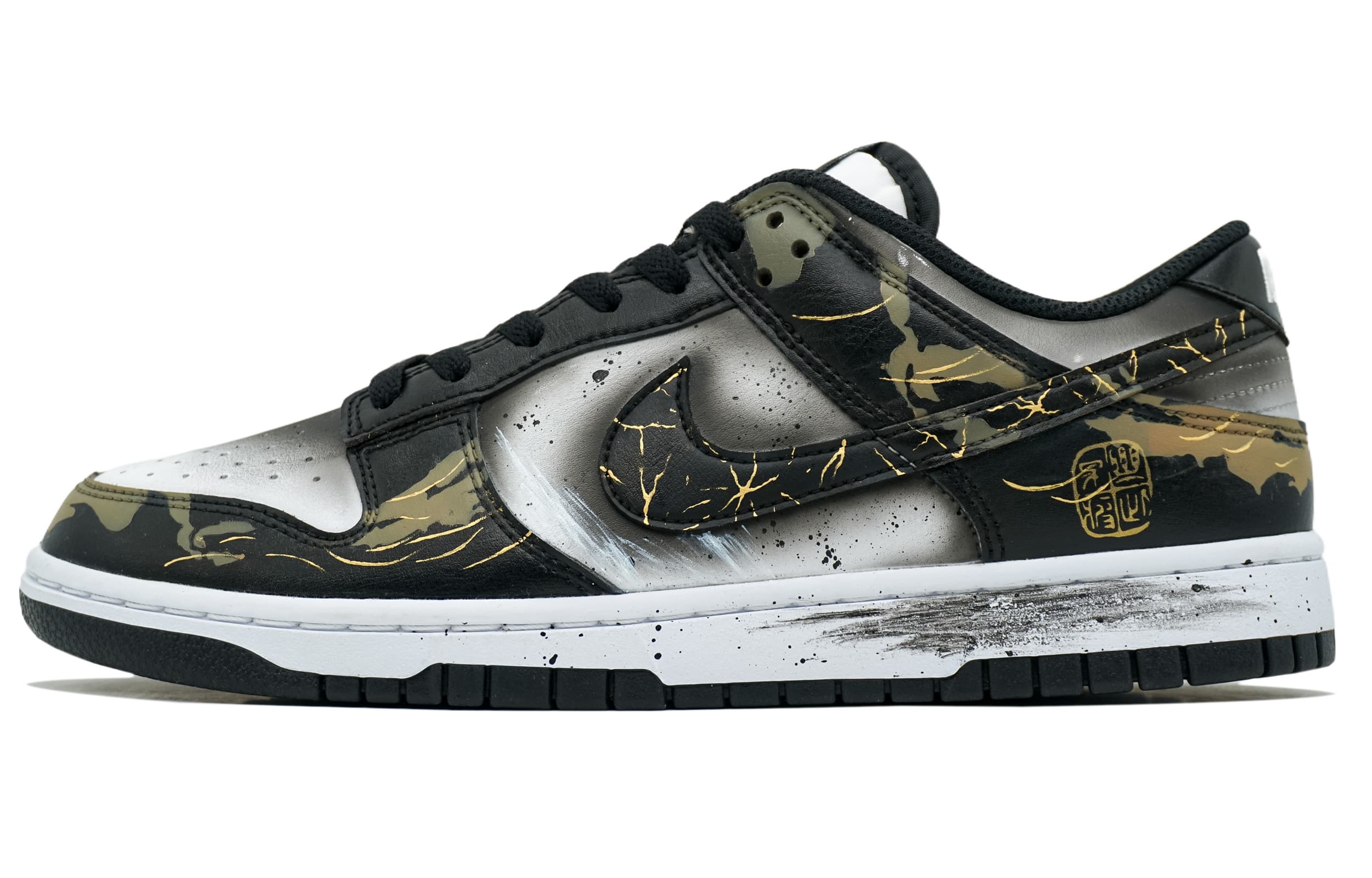 Custom Sneakers: Nike Dunk 'Sun Glory' Retro Chinese Style Premium Niche Hand-Painted Wear-Resistant Slip-Resistant Low-Top Sneakers Unisex