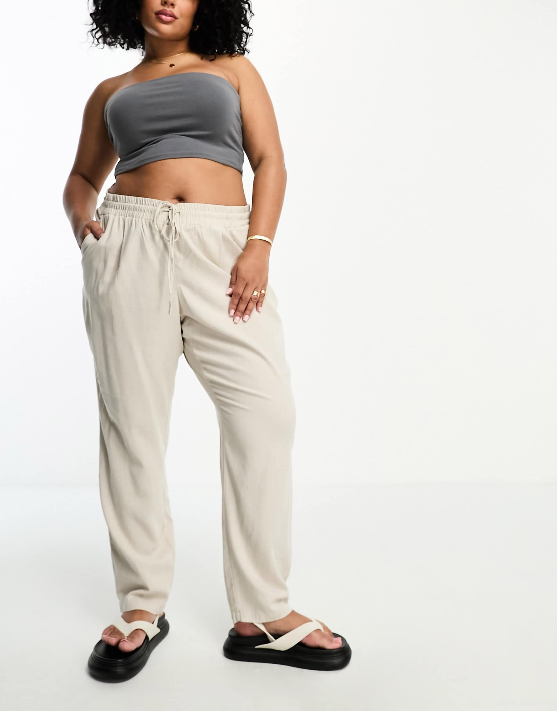 Vero Moda Curve linen blend tapered pants in stone