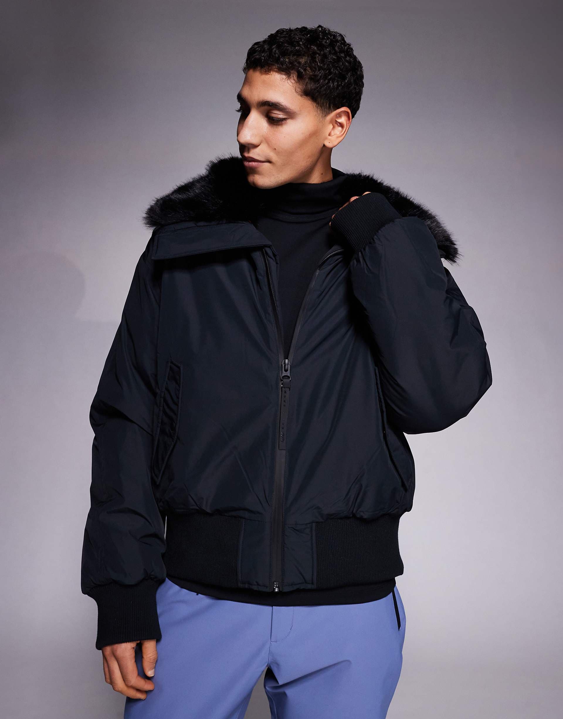 4505 Ski bomber jacket with faux fur collar in black