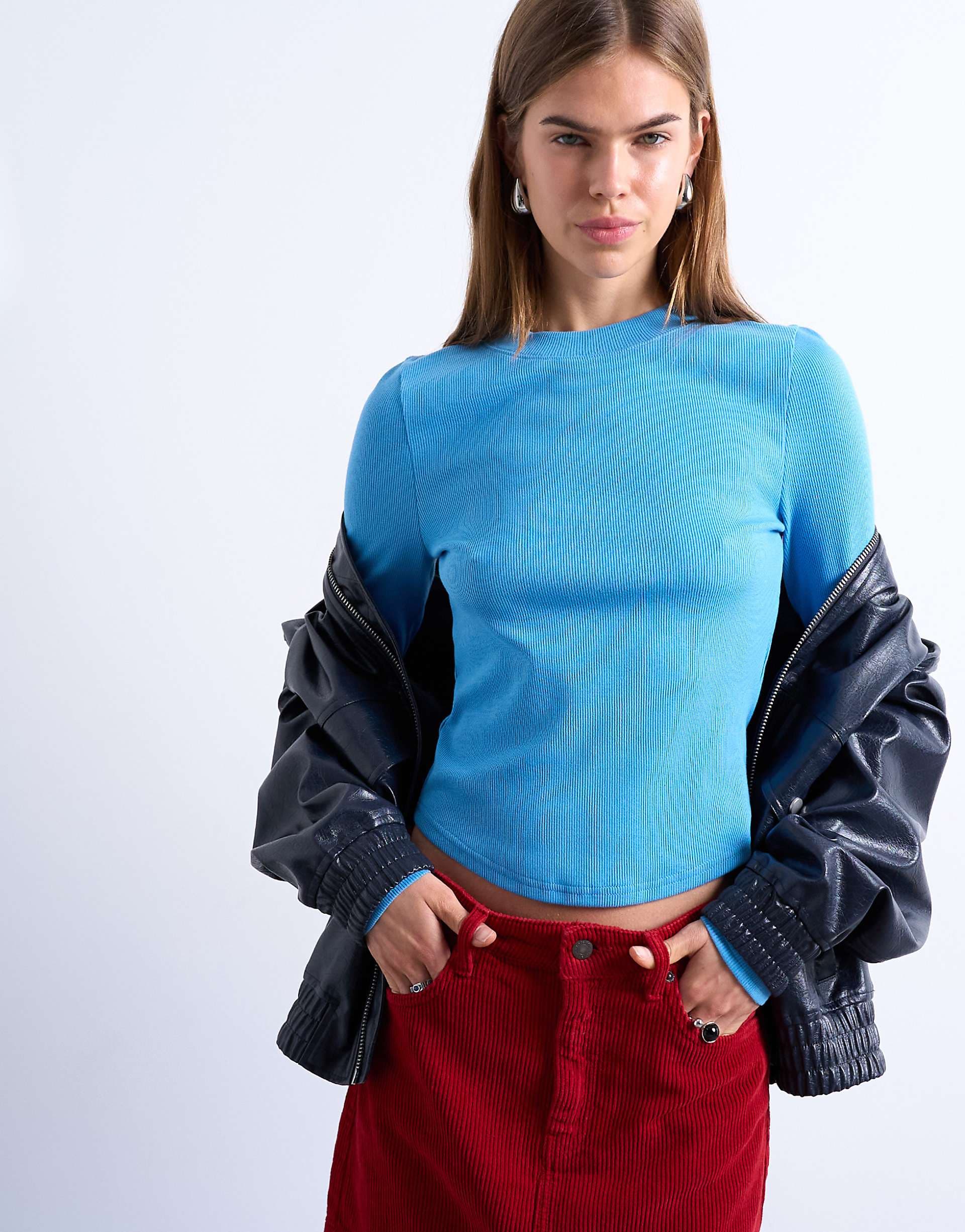 Topshop ribbed long sleeve curved hem top in blue