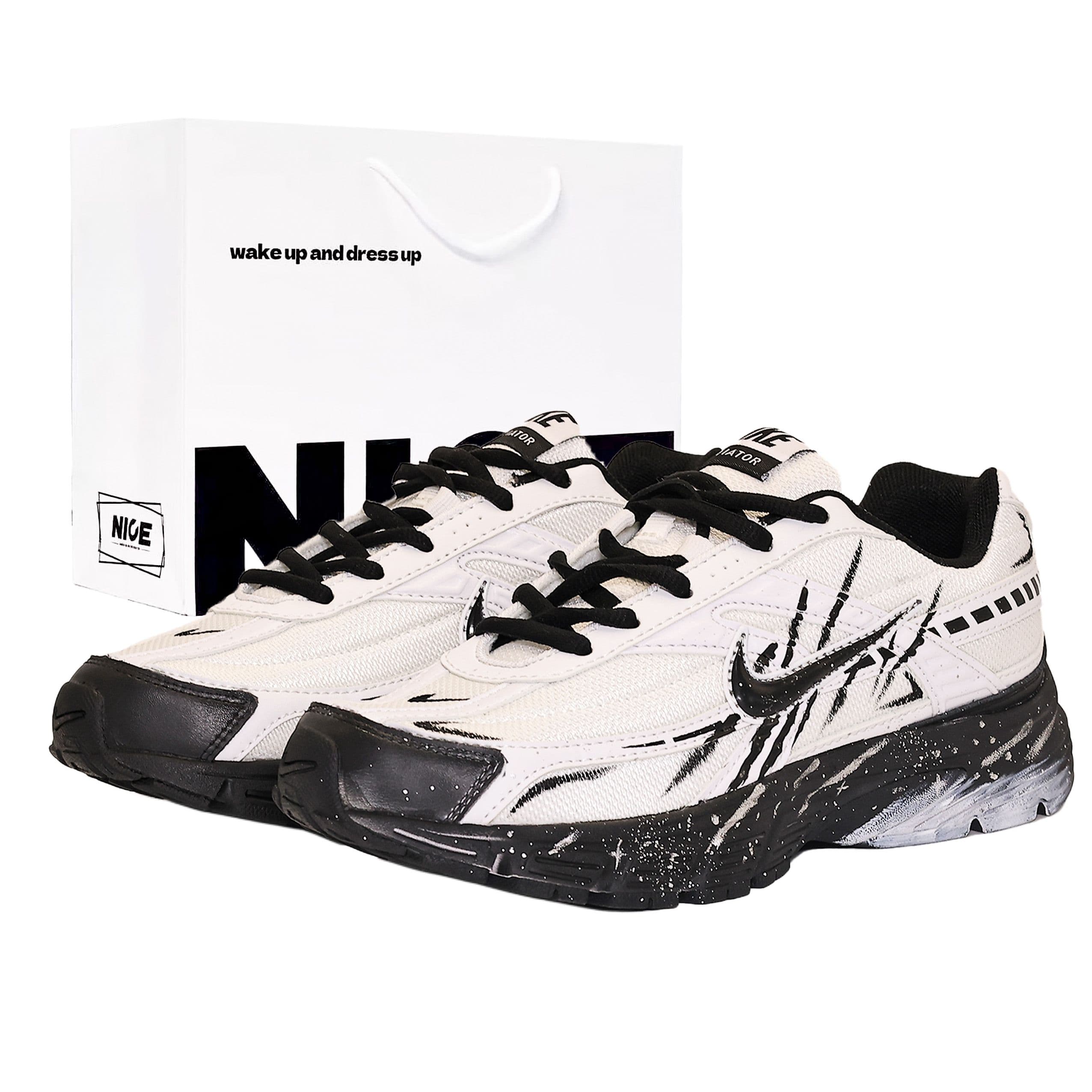 Custom Sneakers Nike Initiator 'Sharp Shadow Mecha' Gift Bag Outdoor Sport Comfortable Versatile Fashion Trendy Wear-Resistant Low-Top Casual Fitness Test City Commute Running Shoes Unisex Black White