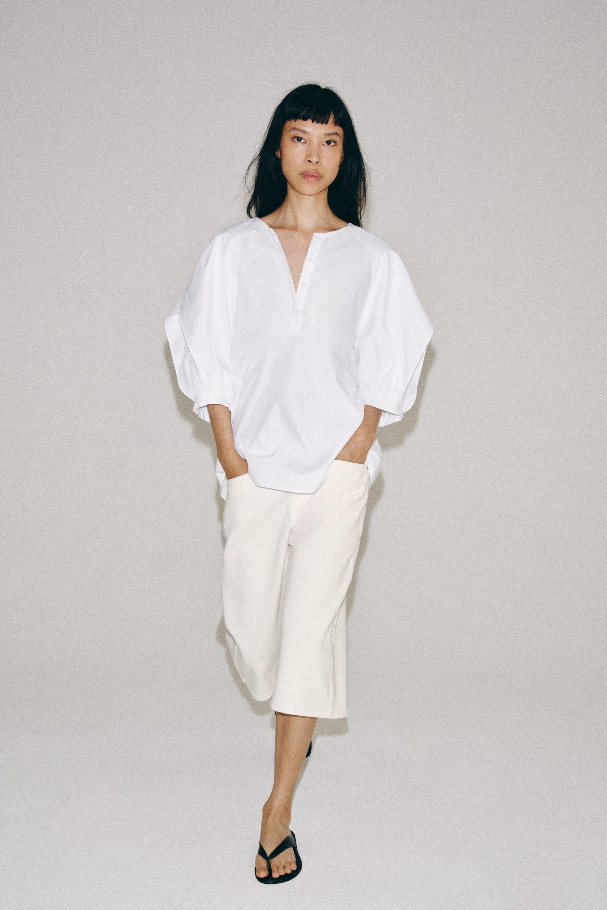 ZW COLLECTION PLEATED SLEEVE SHIRT