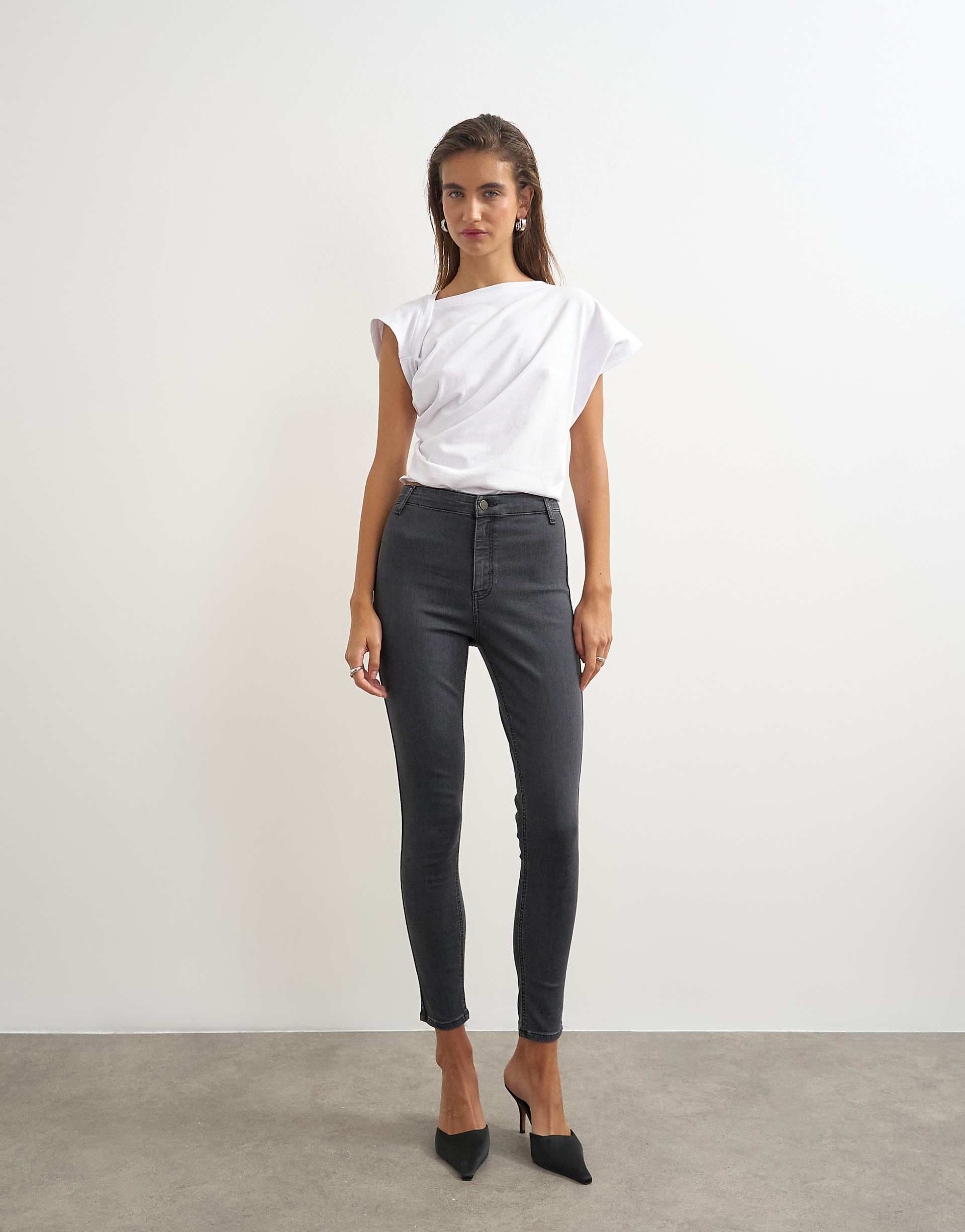 Topshop Joni high rise skinny jeans in washed black