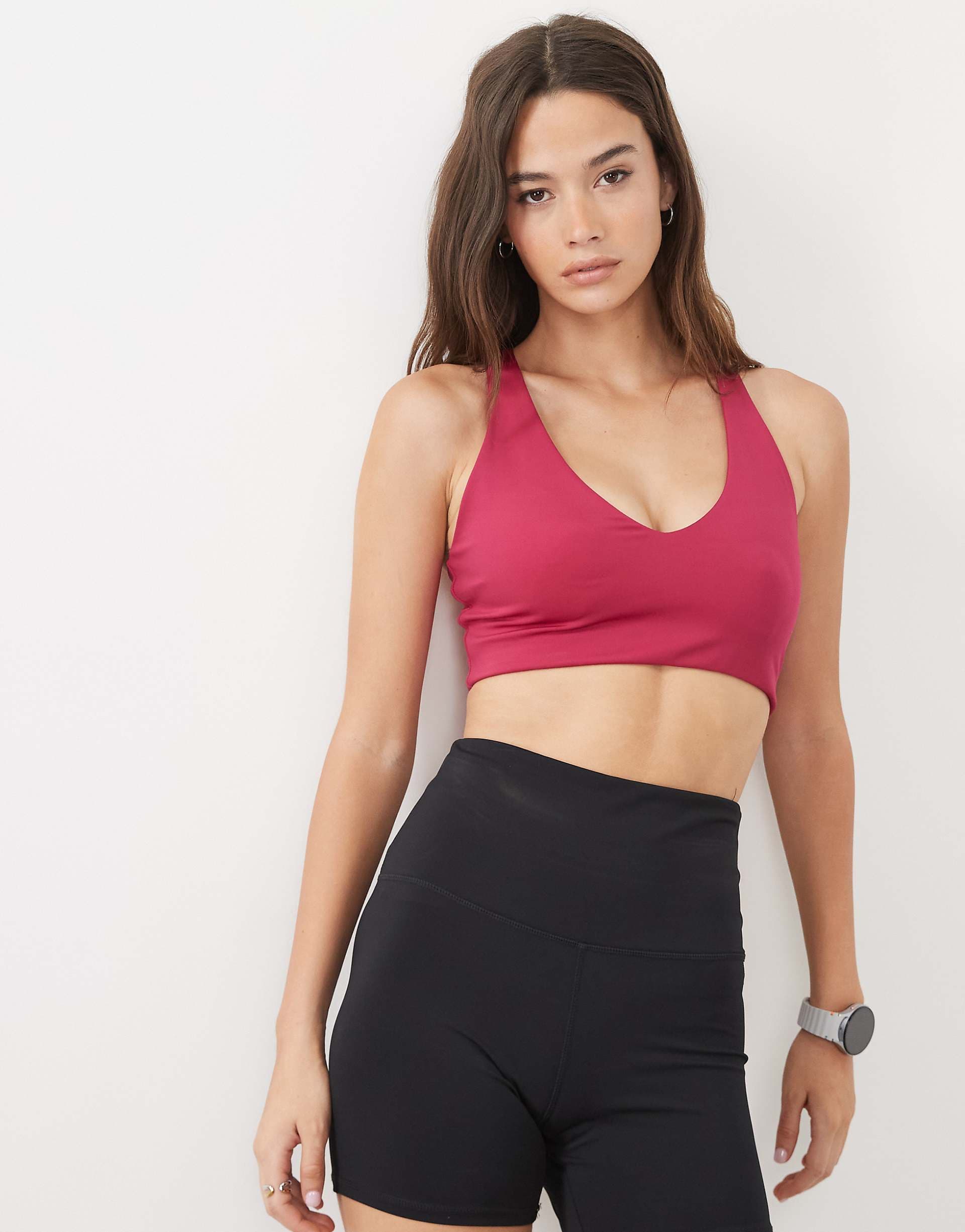 4505 Fuller Bust active V-neck racer back medium support sports bra in pomegranate