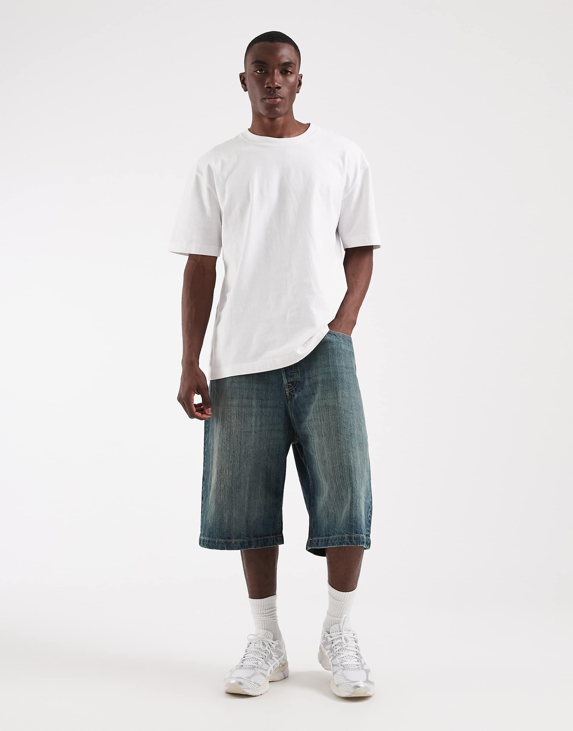 Jack & Jones Ron baggy denim shorts in dark tint