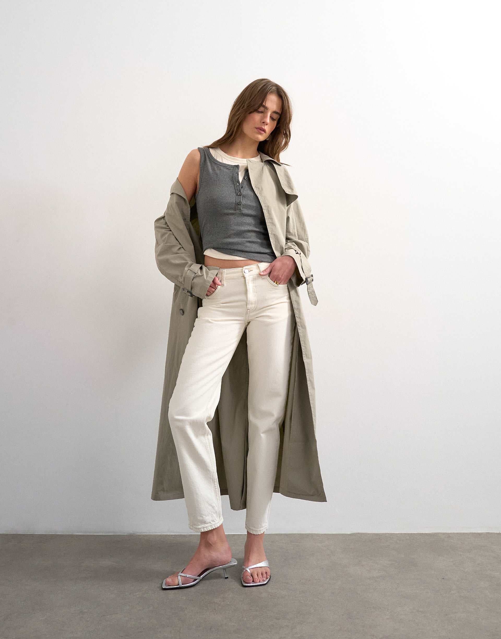 Topshop Runway mid rise straight leg jeans in bone