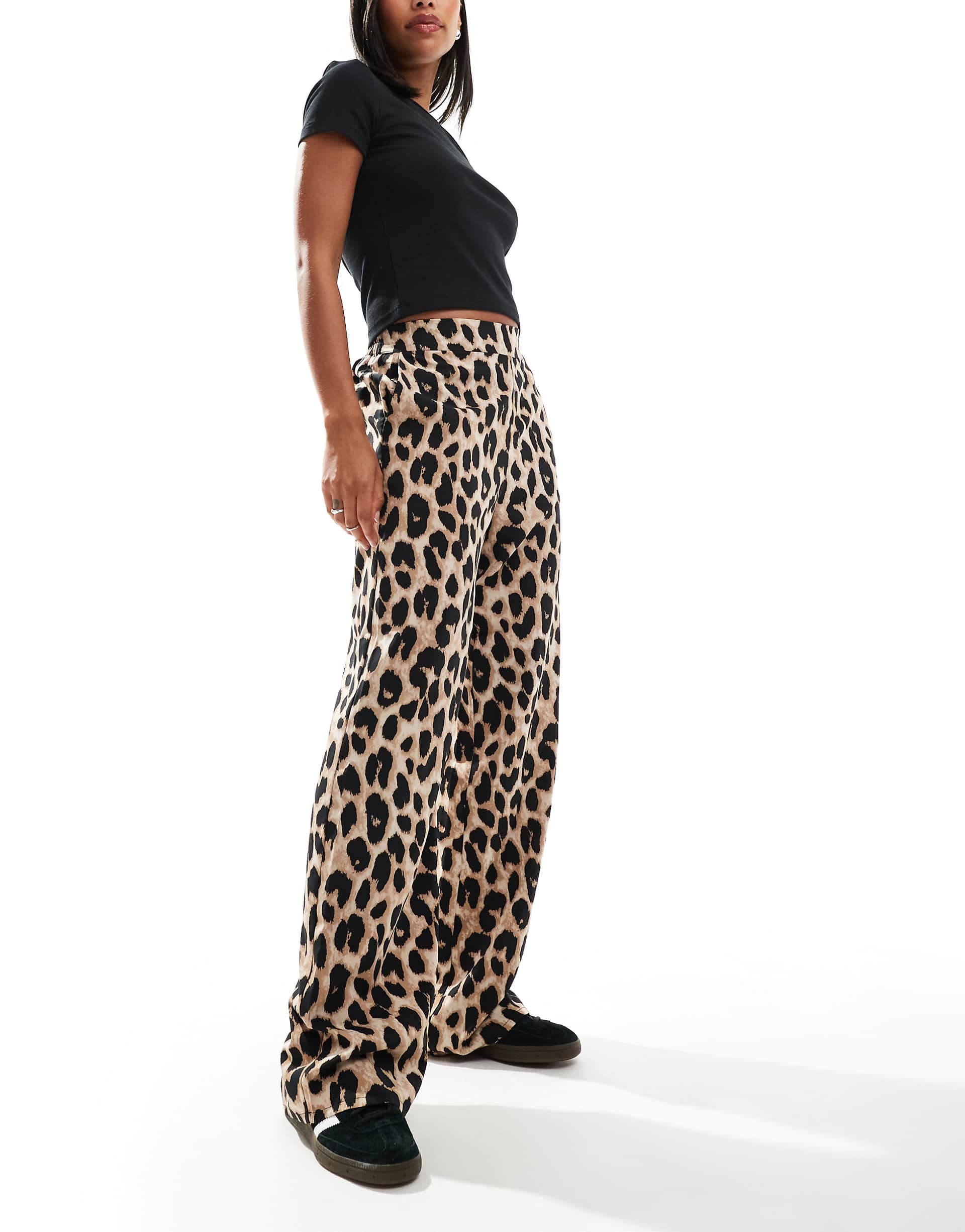 Pieces regular fit high waist pants in leopard print