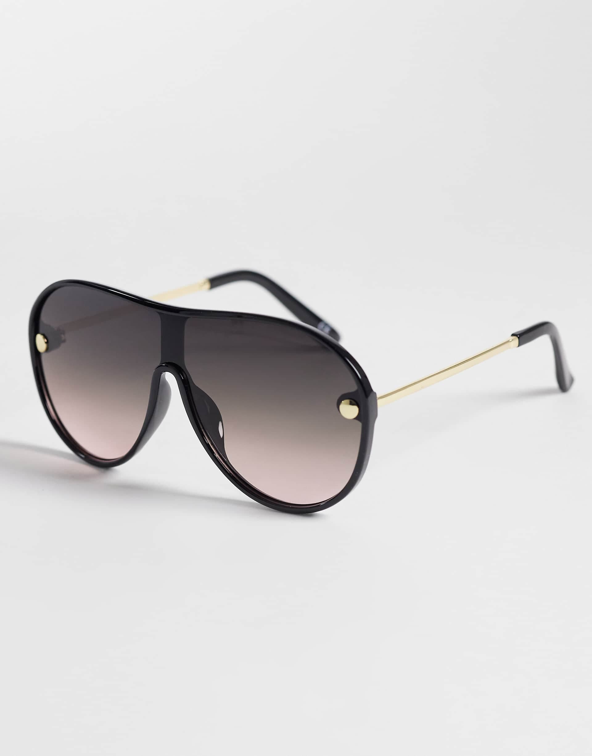 ASOS DESIGN aviator sunglasses with metal temple detail in smoke pink lens