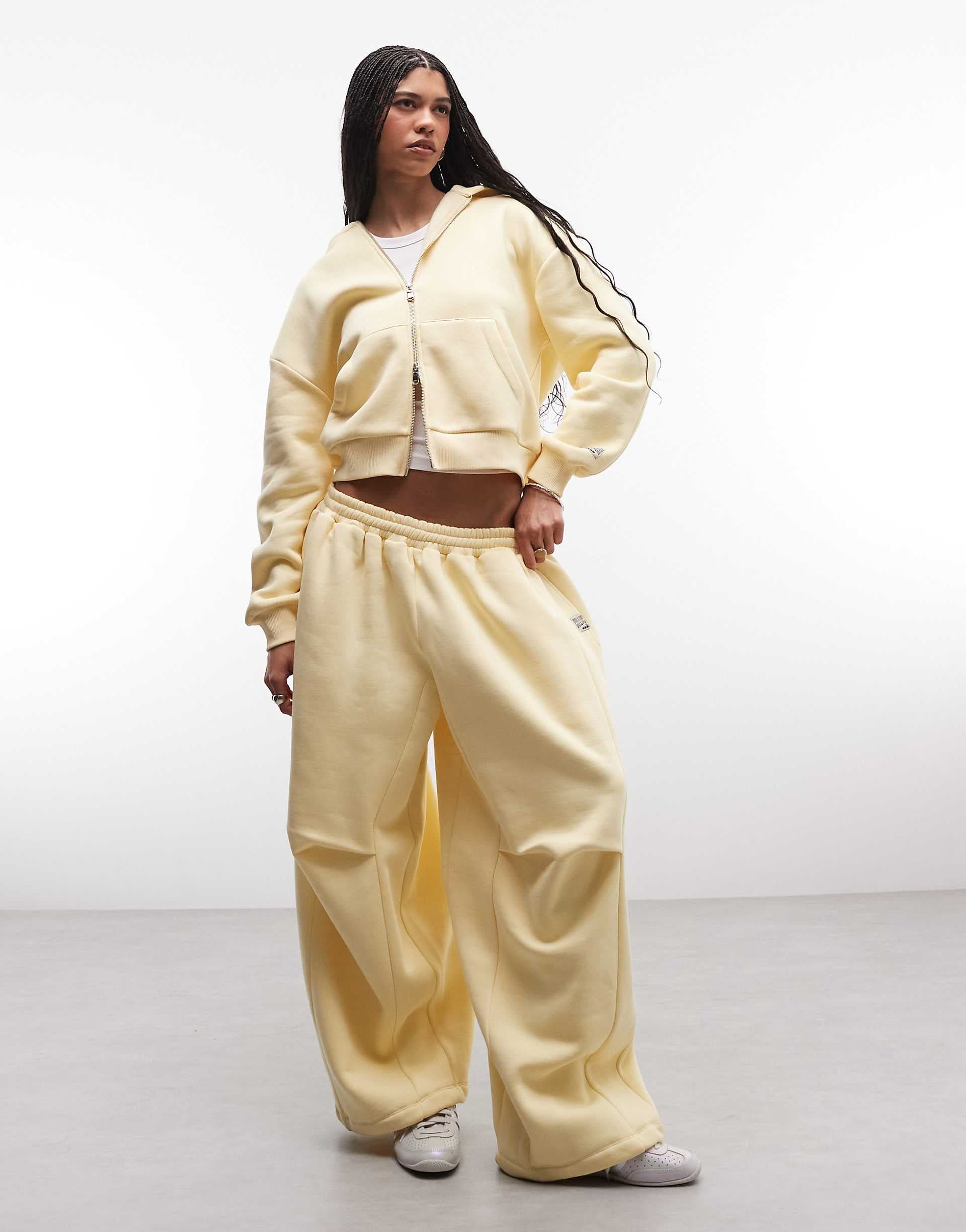 COLLUSION XL baggy sweatpants in buttermilk
