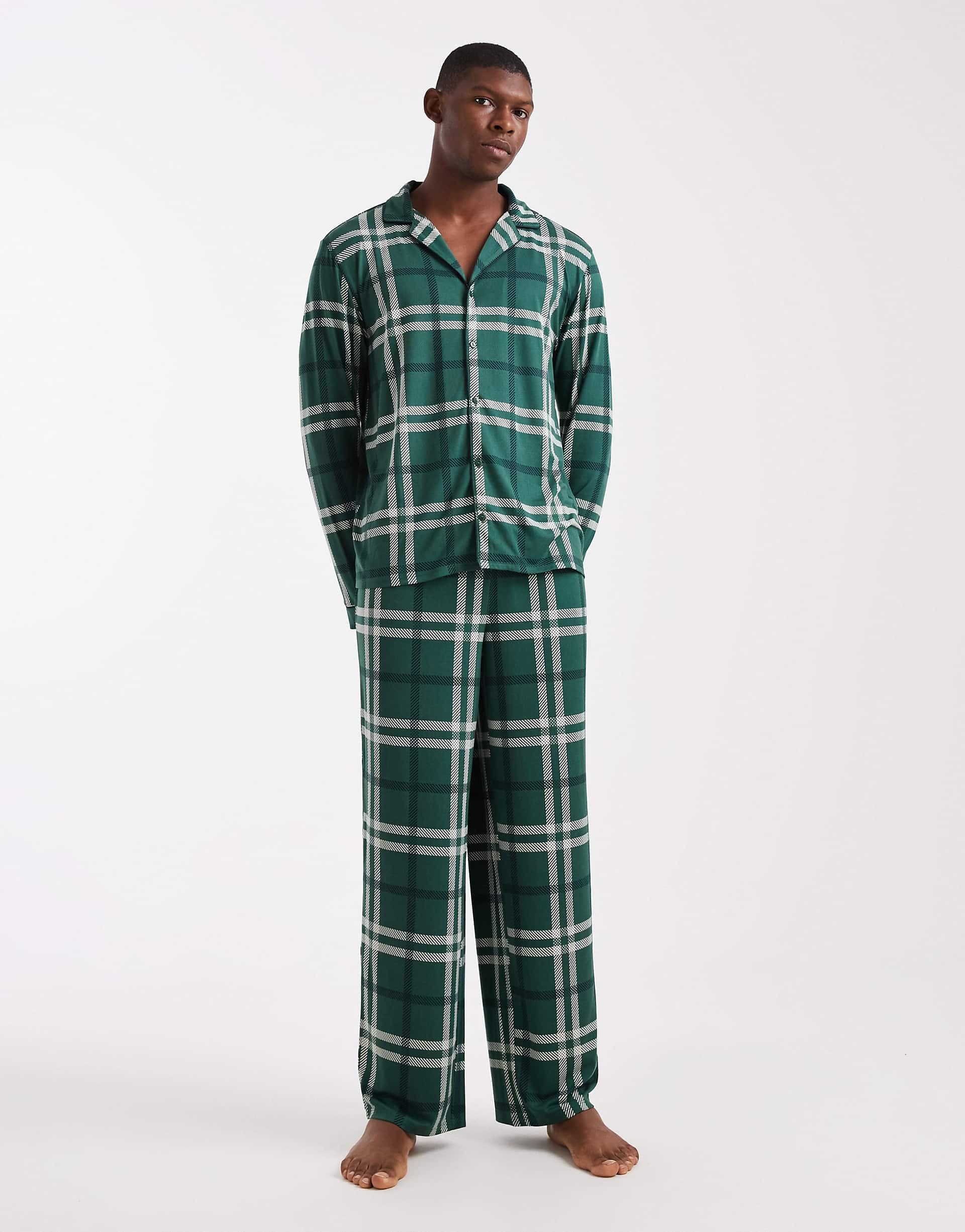 Urban Threads long sleeve revere and pants pajama set in green check print