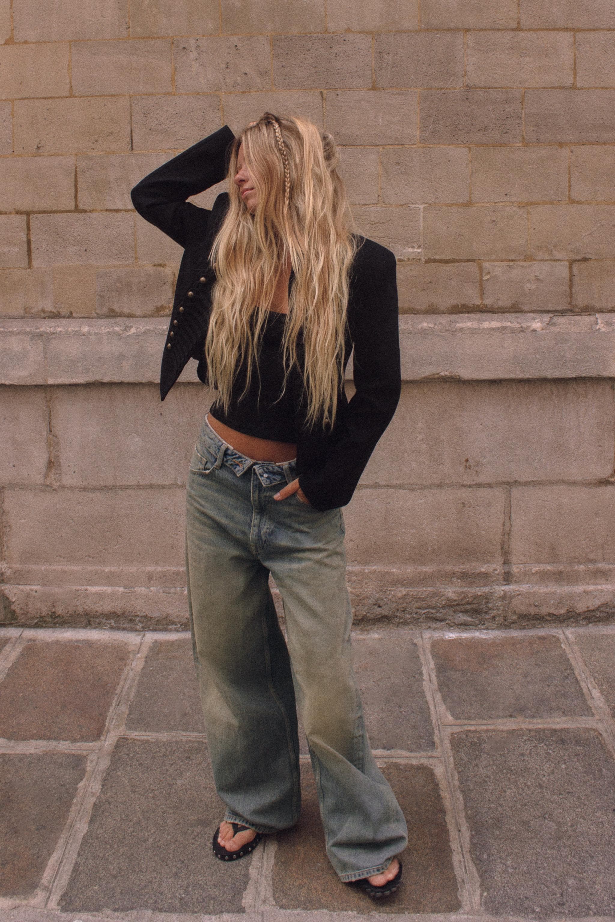 TAILORED BLAZER WITH SHOULDER PADS