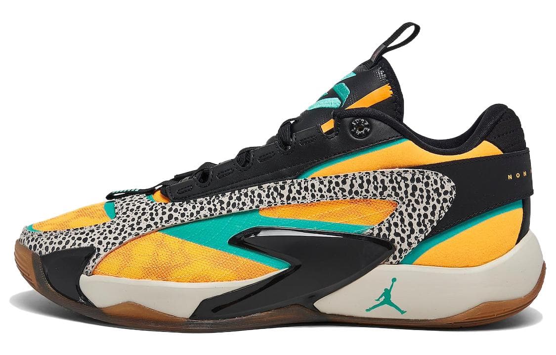 Jordan Luka 2 The Pitch