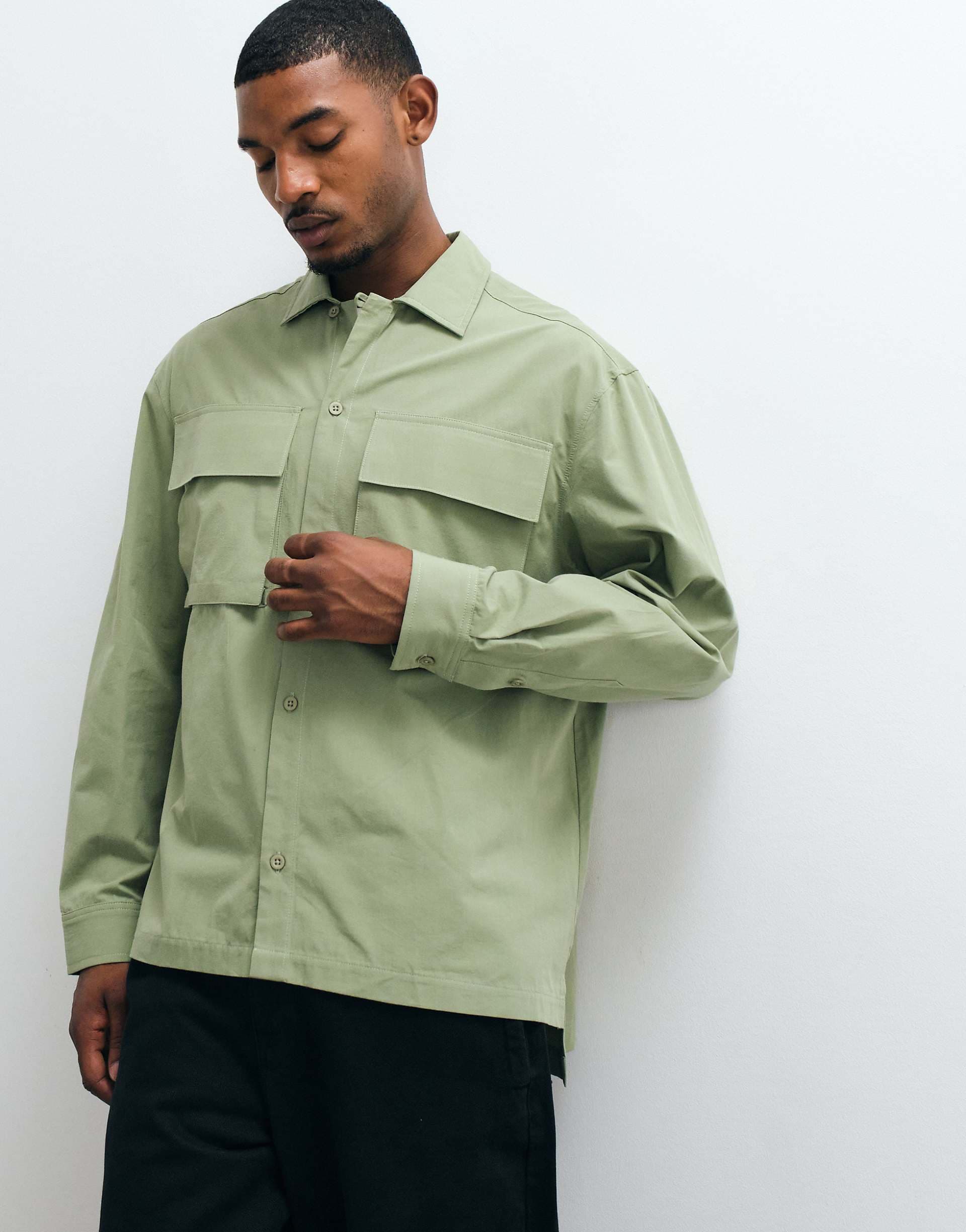 ASOS DESIGN oversized shirt with cargo pockets in green