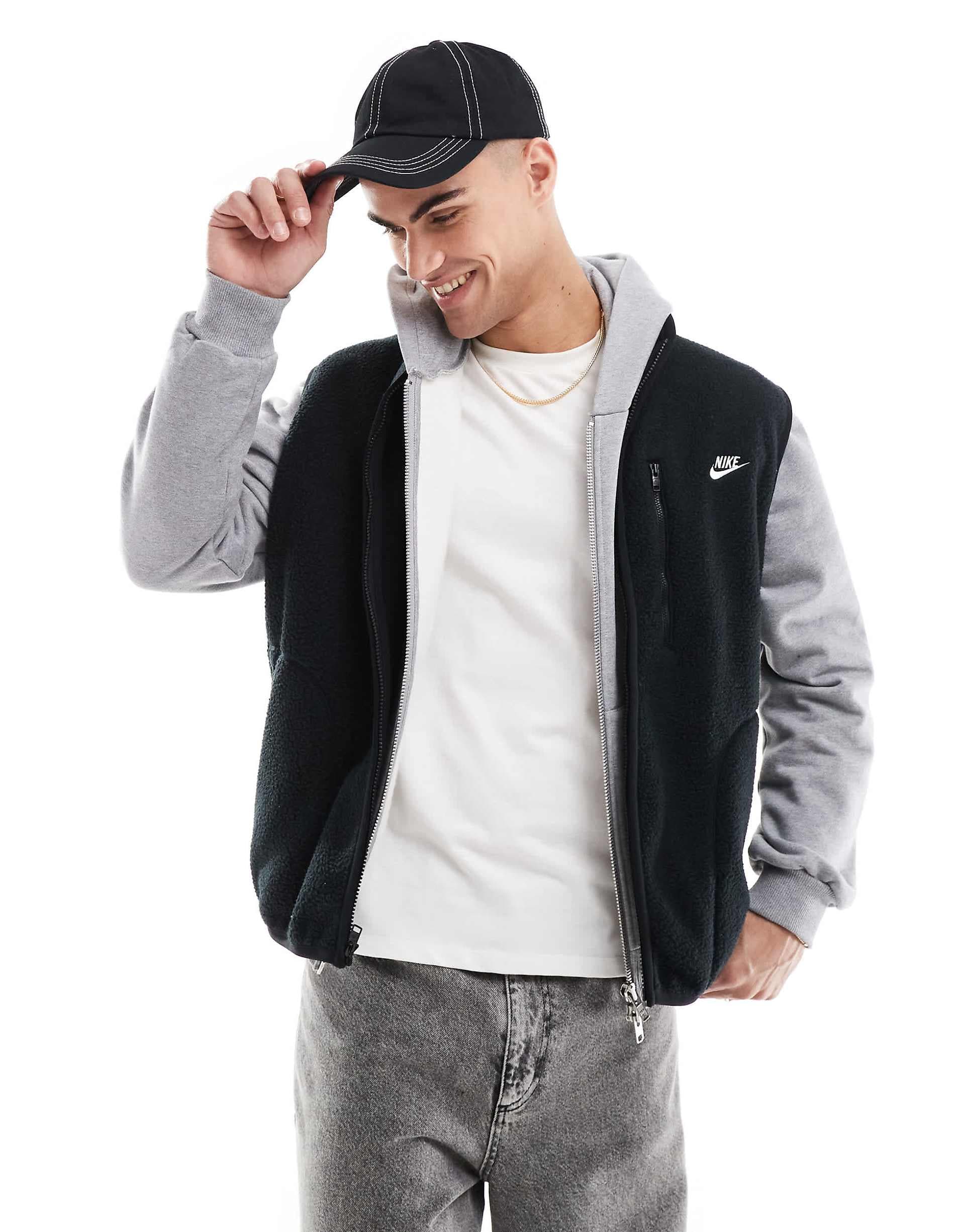 Nike Club fleece vest in black