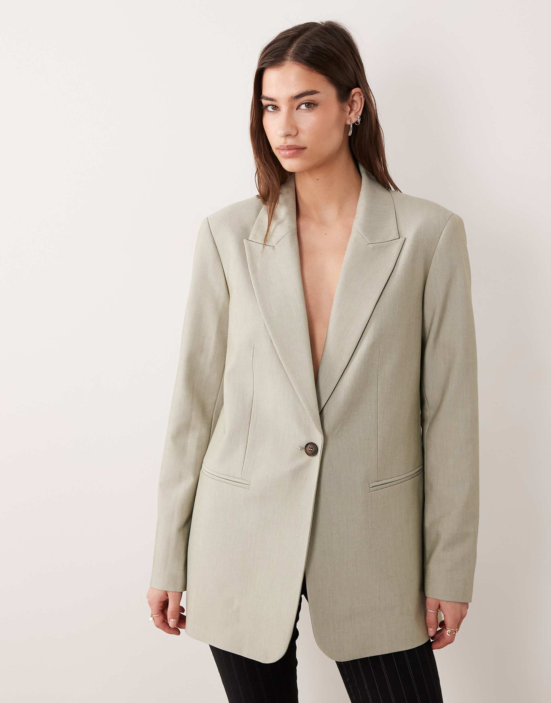 ASOS DESIGN Tailored relaxed blazer in sage