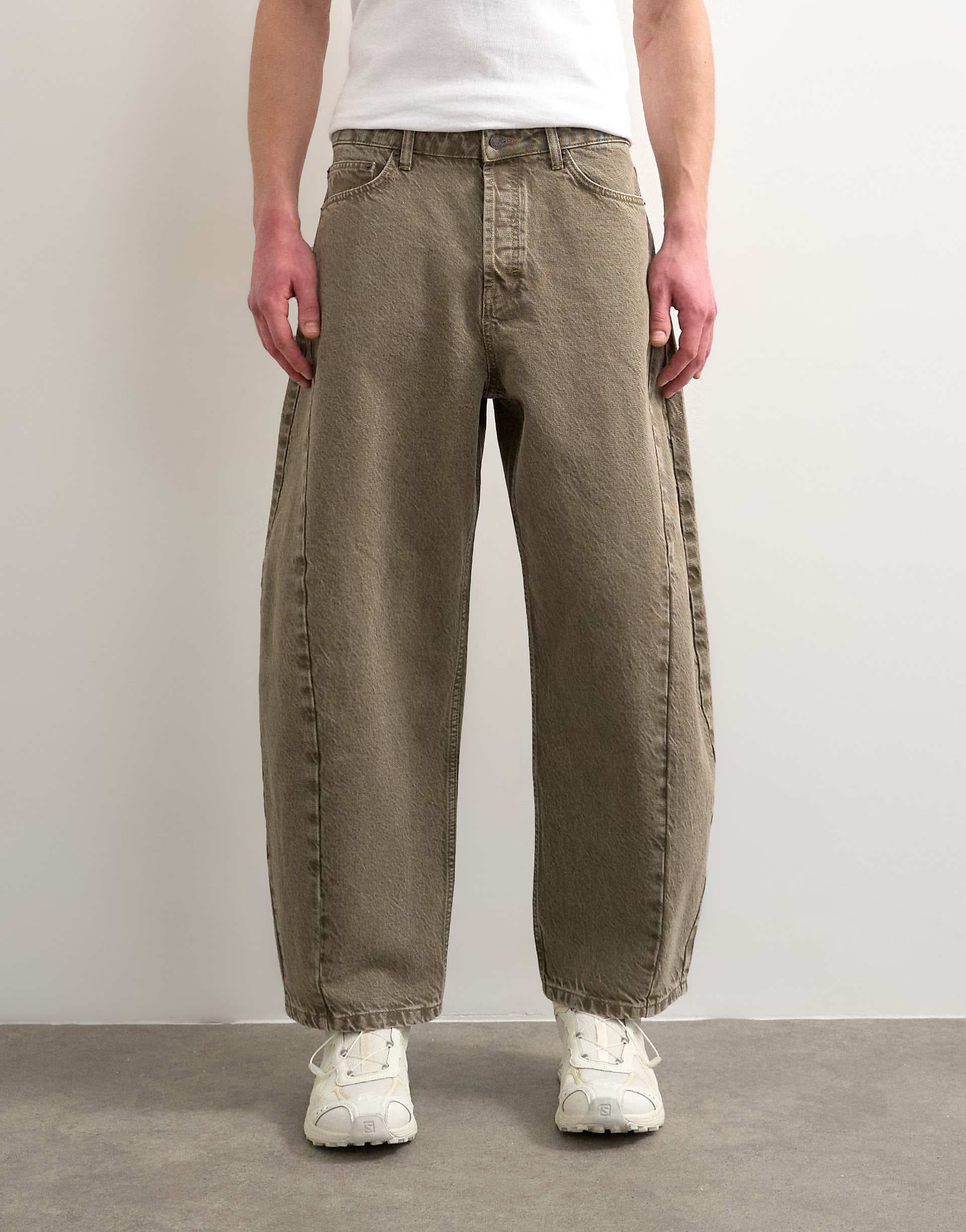 Topman rigid barrel jeans in light brown