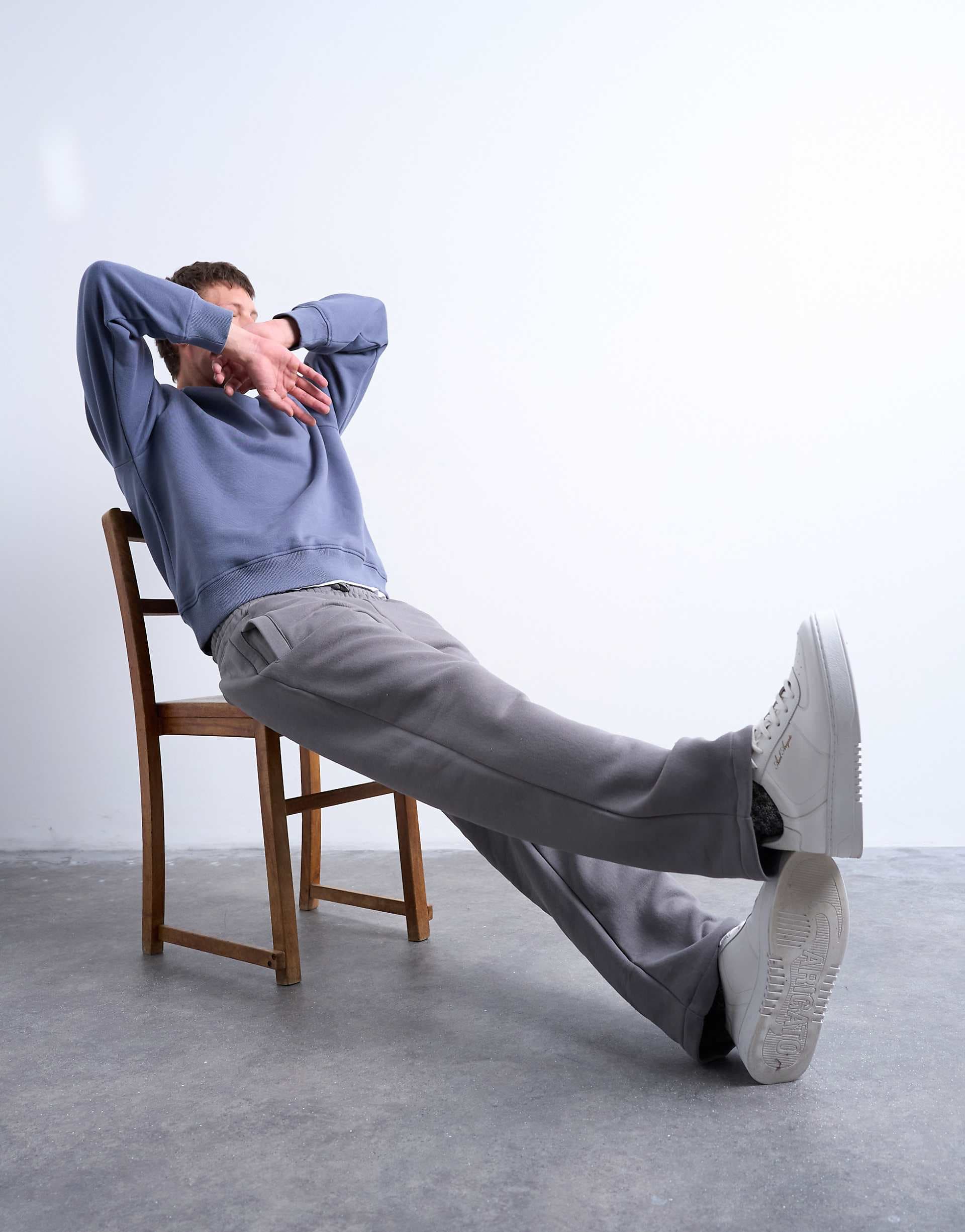 Topman straight leg sweatpants in mid gray