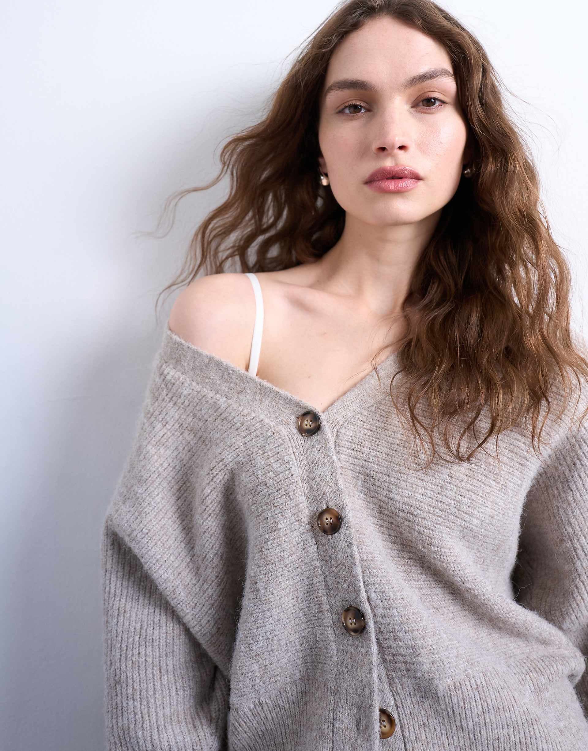Topshop knit V-neck slouchy cardigan in oat
