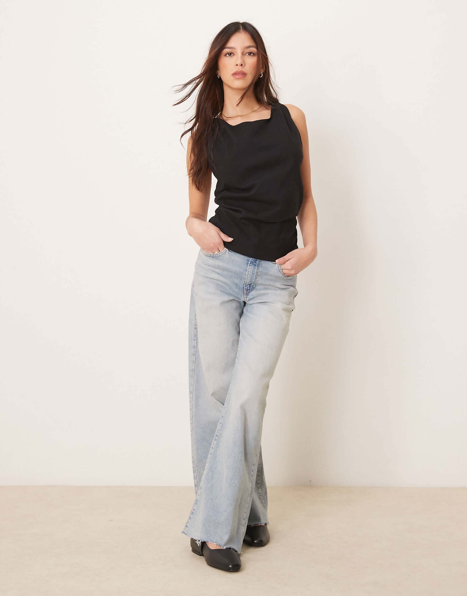 Free People kaylor linen blend backless shift top in black