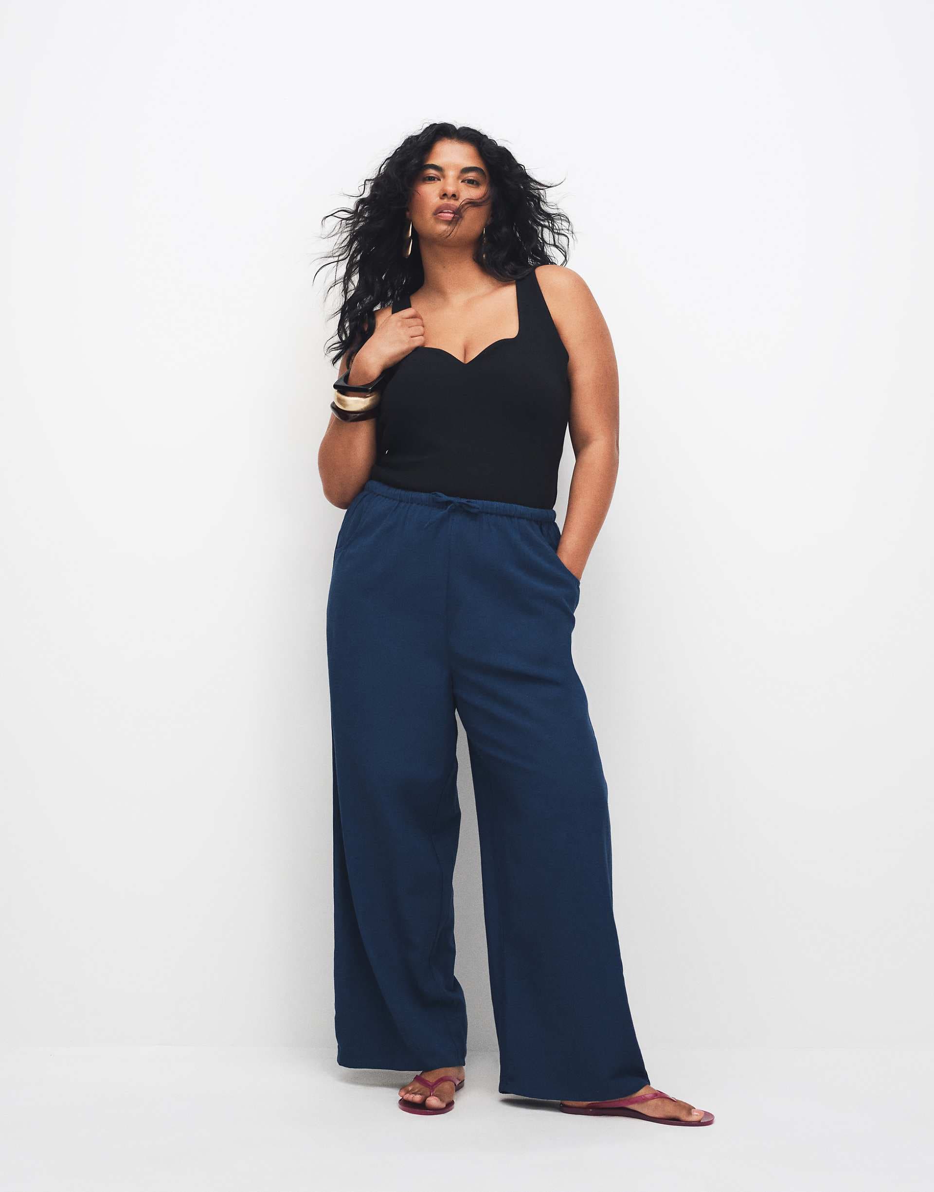 Esmée Curve beach pants in navy