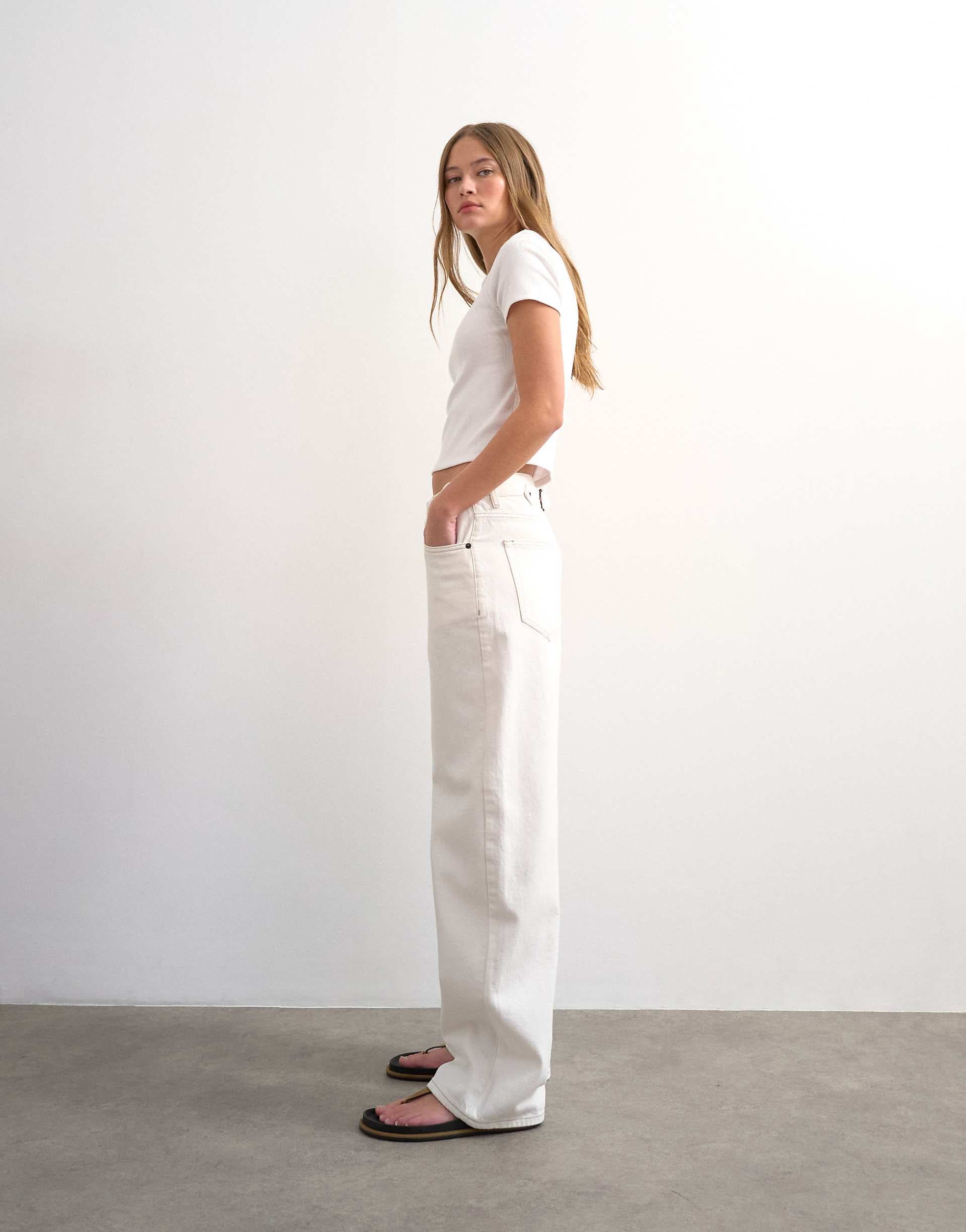 Topshop Cinch low rise relaxed jeans in bone