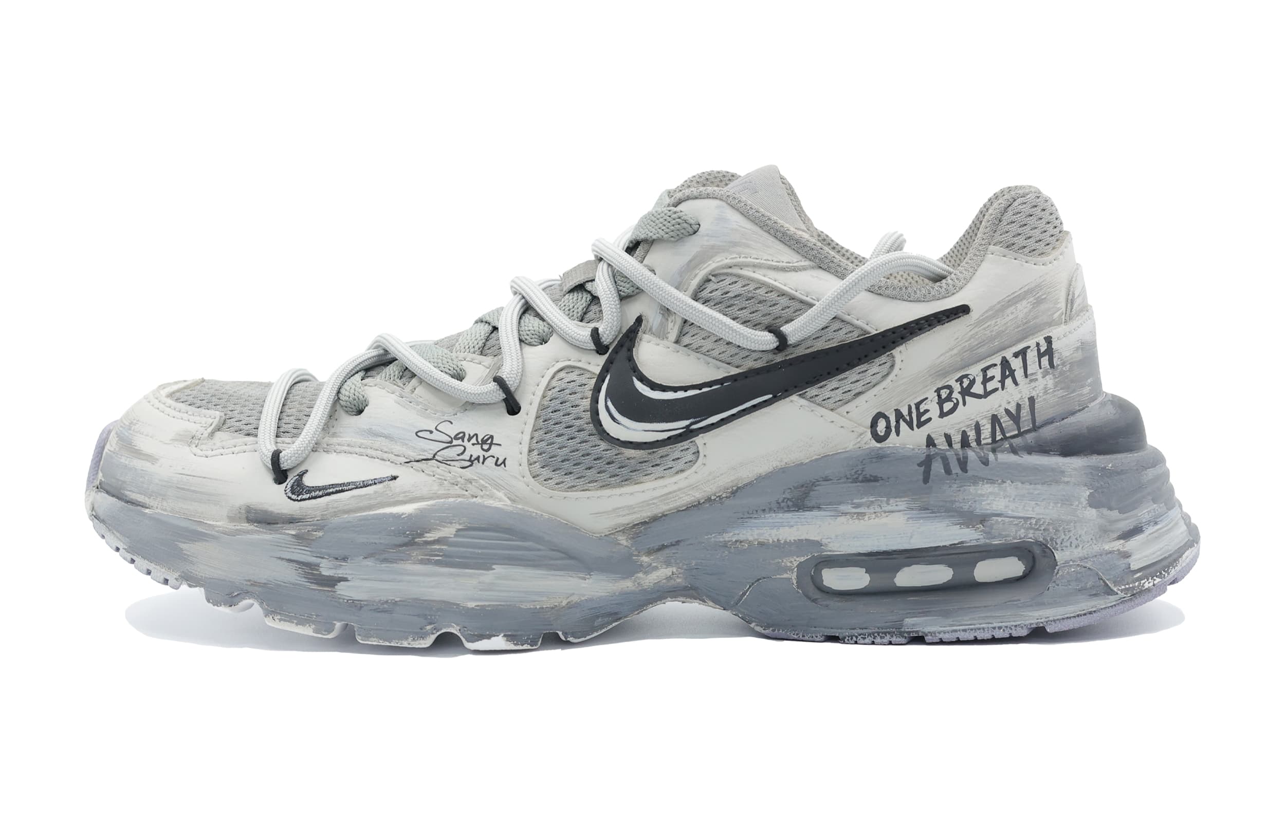 Nike Air Max Fusion Cushioned Slip-Resistant Low-Top Running Shoes Women's Gray Black