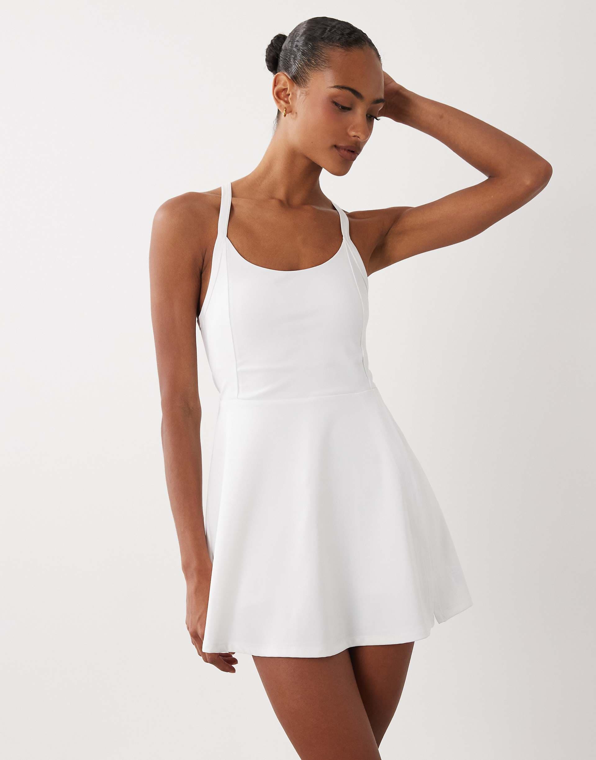 4505 active cross back tennis dress with inner bra and shorts in white