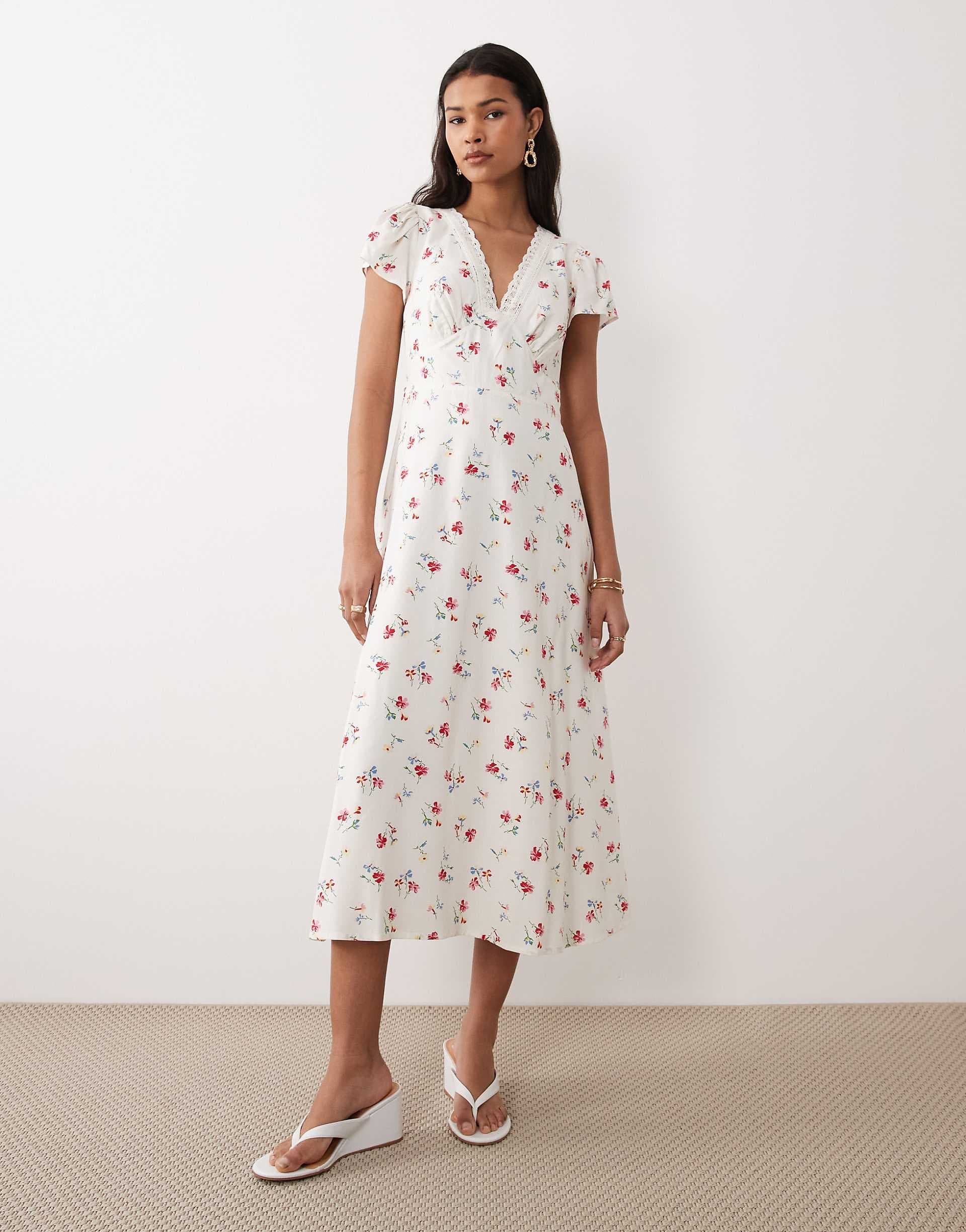 Nobody's Child v-neck flutter sleeve tie back midi dress in ivory floral