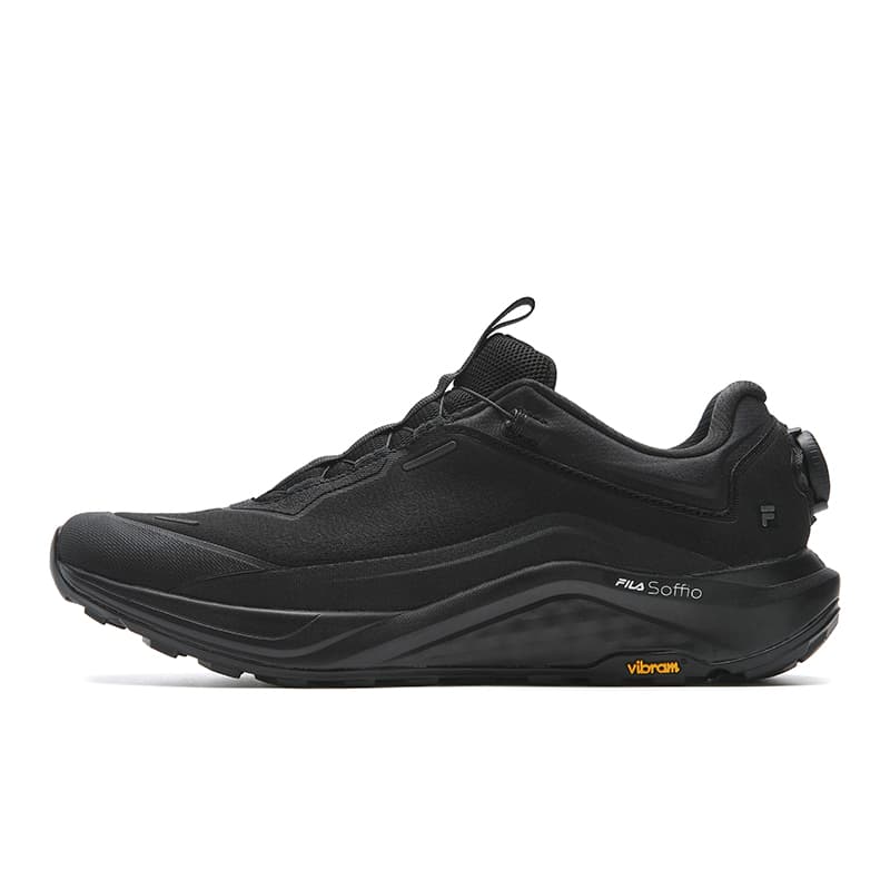 FILA BOA WOLF 2+ Snow Wolf Simple Personality Trendy Sports Outdoor Casual Versatile Comfortable Shock Absorption Wear-Resistant Wrapping Lightweight Low-Top Outdoor Functional Shoes Men's Black Sand Grey