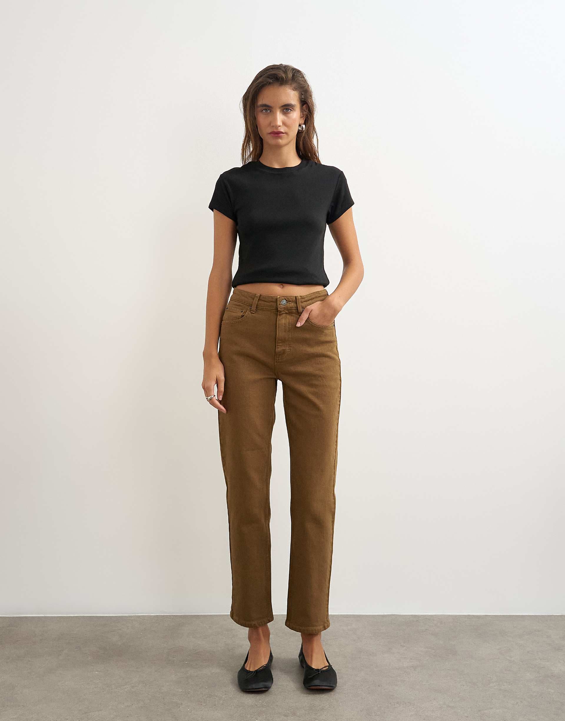 Topshop Orson comfort stretch straight leg ankle grazer jeans in cumin