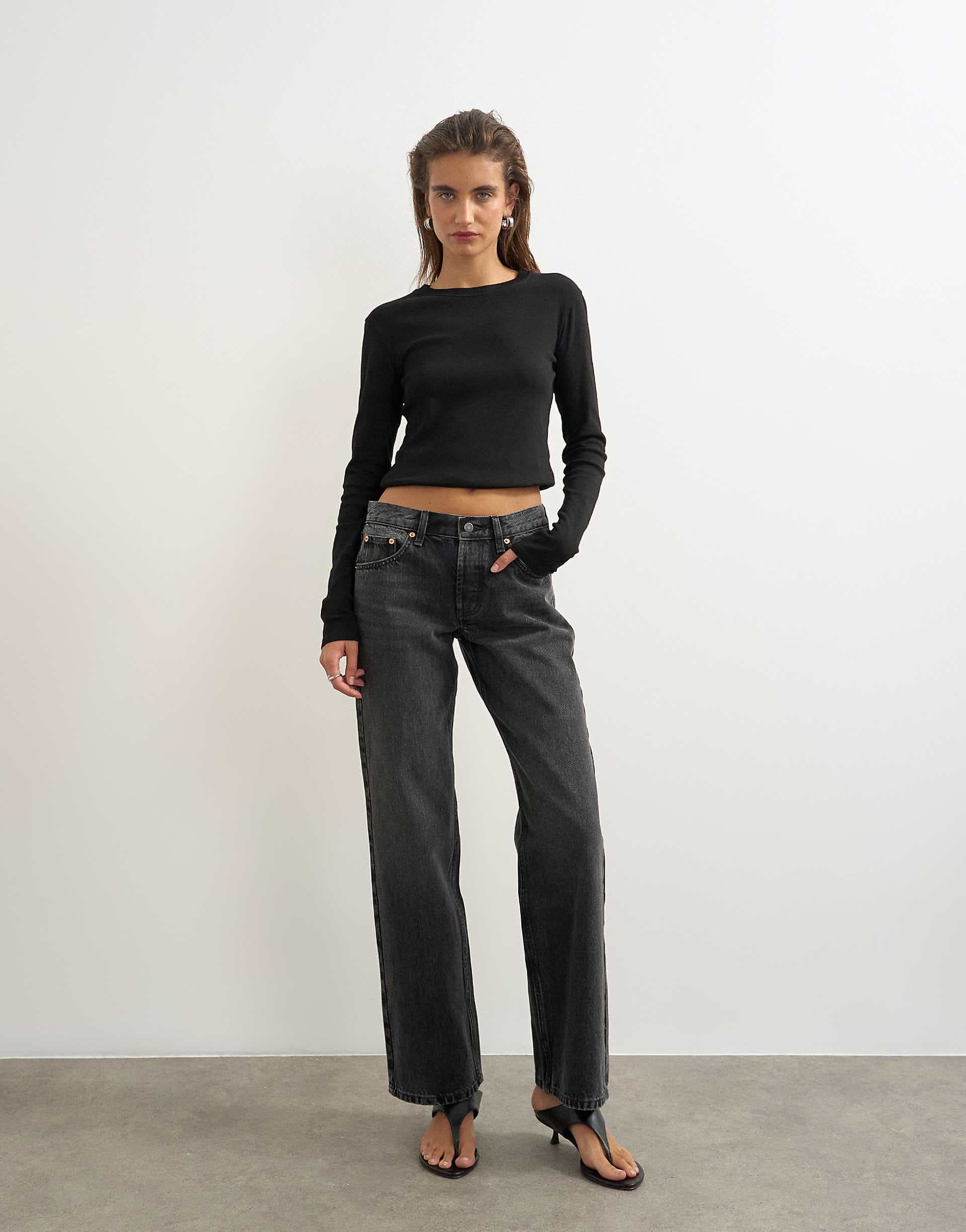Topshop Ember low rise relaxed straight leg jeans in washed black