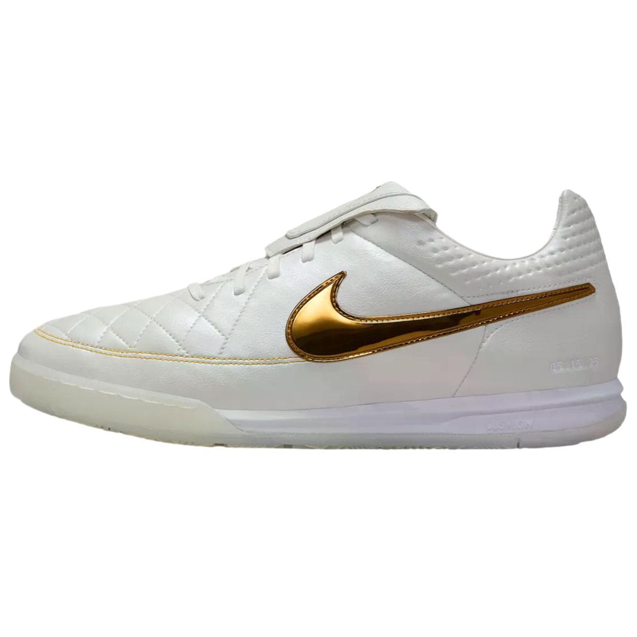 Nike Tiempo Legend SE Comfortable Soft Soccer Cleats Unisex White