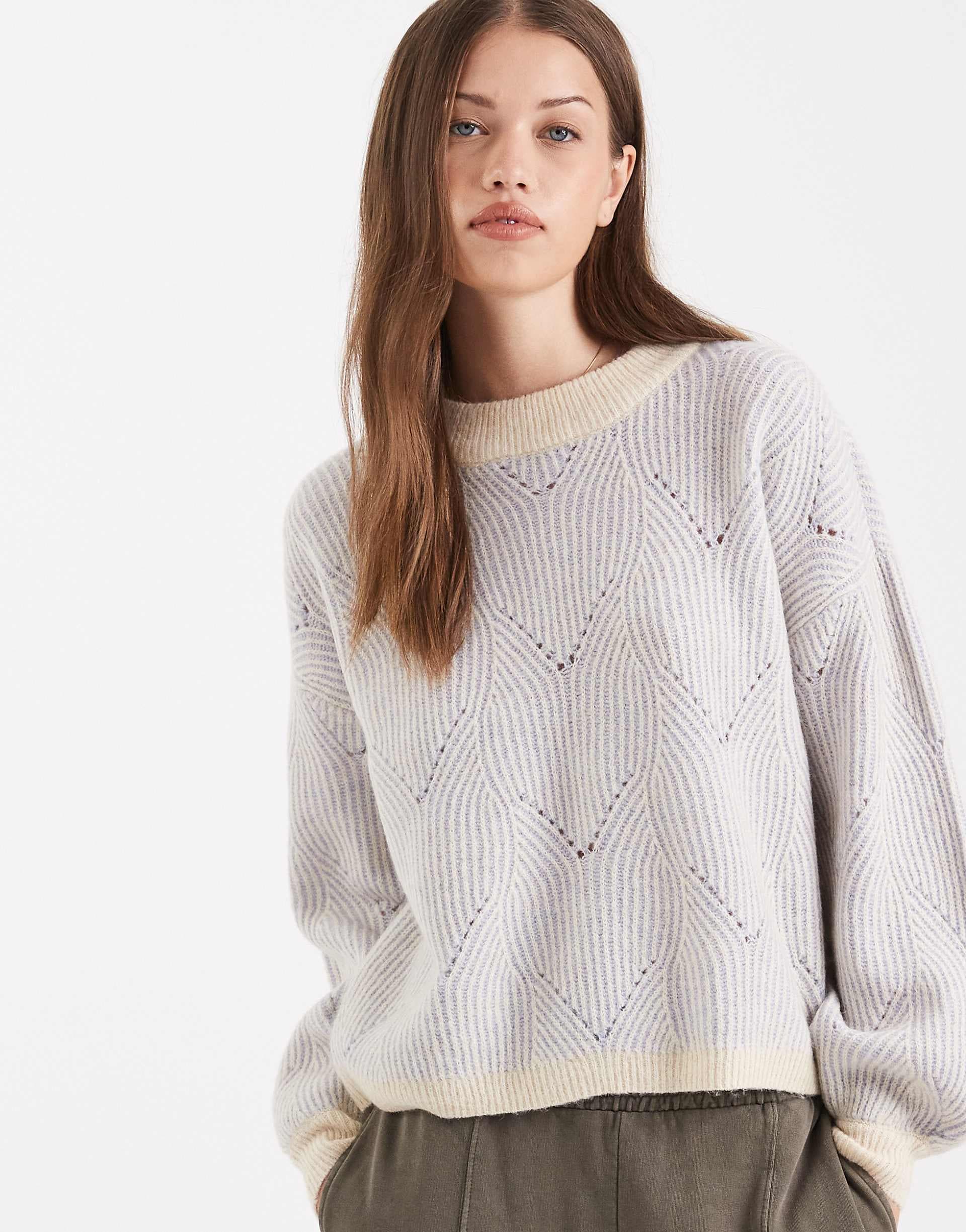 Pieces textured detail knit sweater in contrast soft blue and cream