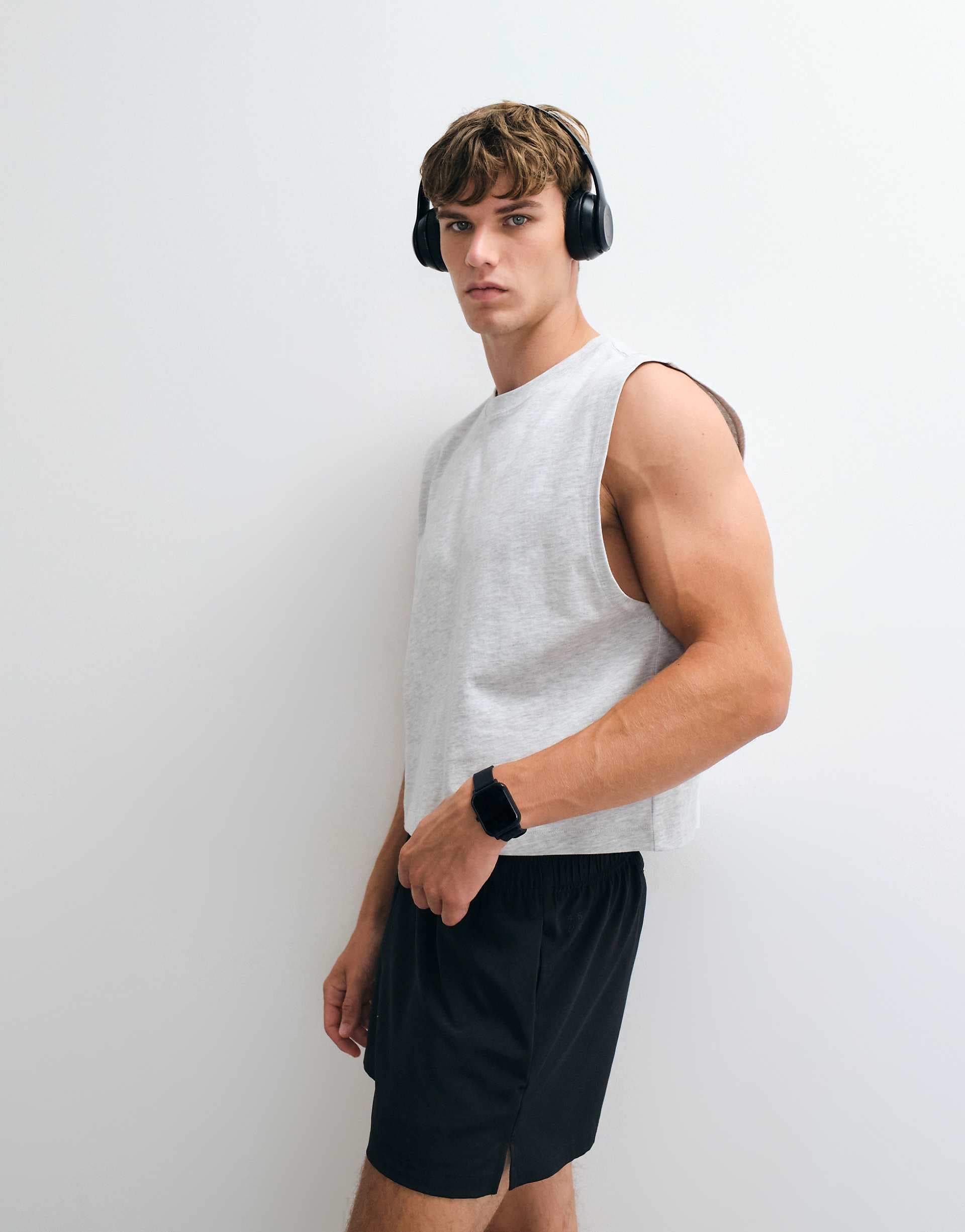 4505 Icon cotton cropped lifting tank with quick dry finish in gray heather